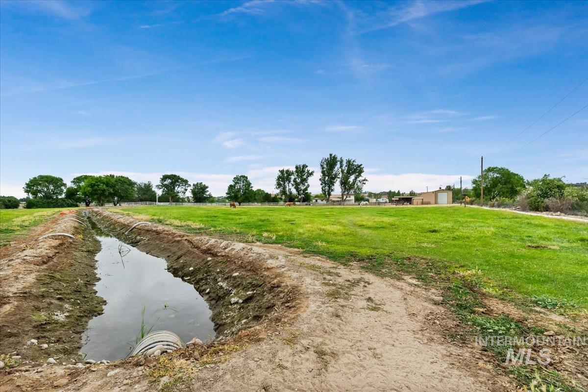 7590 Elko Lane, Middleton, Idaho 83669, 3 Bedrooms, 2 Bathrooms, Residential For Sale, Price $1,199,000, 98998062