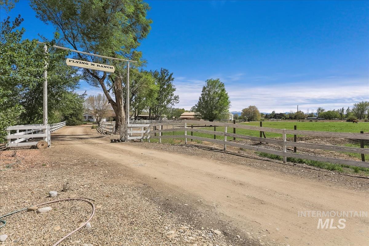7590 Elko Lane, Middleton, Idaho 83669, 3 Bedrooms, 2 Bathrooms, Residential For Sale, Price $1,199,000, 98998062