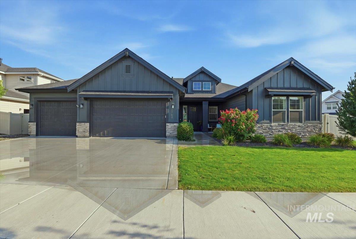 2768 Sawtelle Peak Street, Meridian, Idaho 83642, 4 Bedrooms, 3 Bathrooms, Residential For Sale, Price $885,000,MLS 98998064