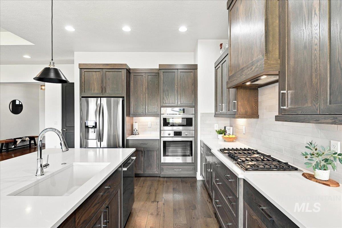 2768 Sawtelle Peak Street, Meridian, Idaho 83642, 4 Bedrooms, 3 Bathrooms, Residential For Sale, Price $885,000, 98998064