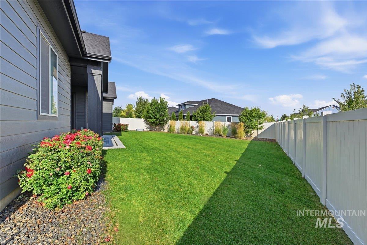 2768 Sawtelle Peak Street, Meridian, Idaho 83642, 4 Bedrooms, 3 Bathrooms, Residential For Sale, Price $885,000, 98998064