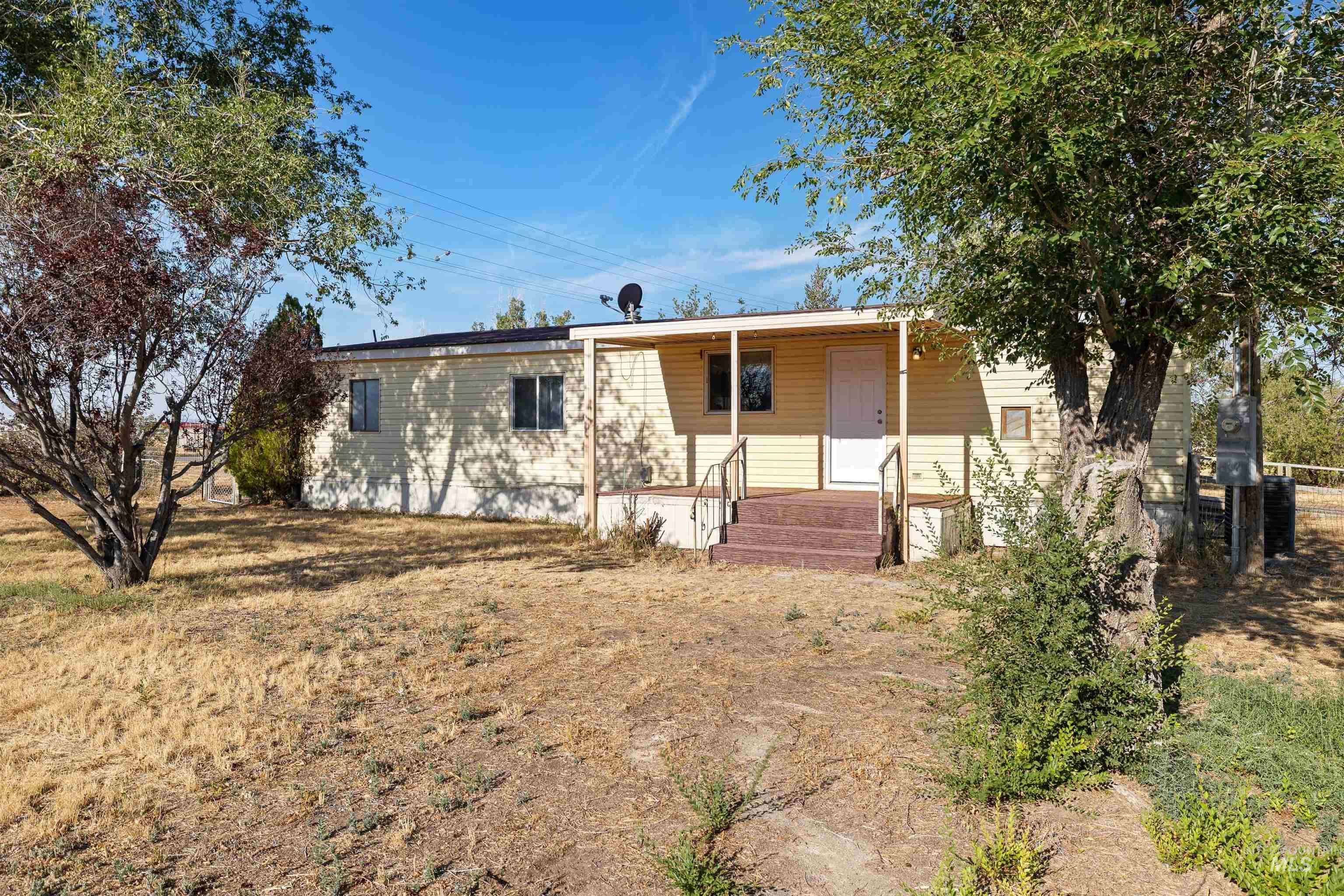 2451 Central Ave., Hollister, Idaho 83301, 3 Bedrooms, 2 Bathrooms, Residential For Sale, Price $210,000, 98998068