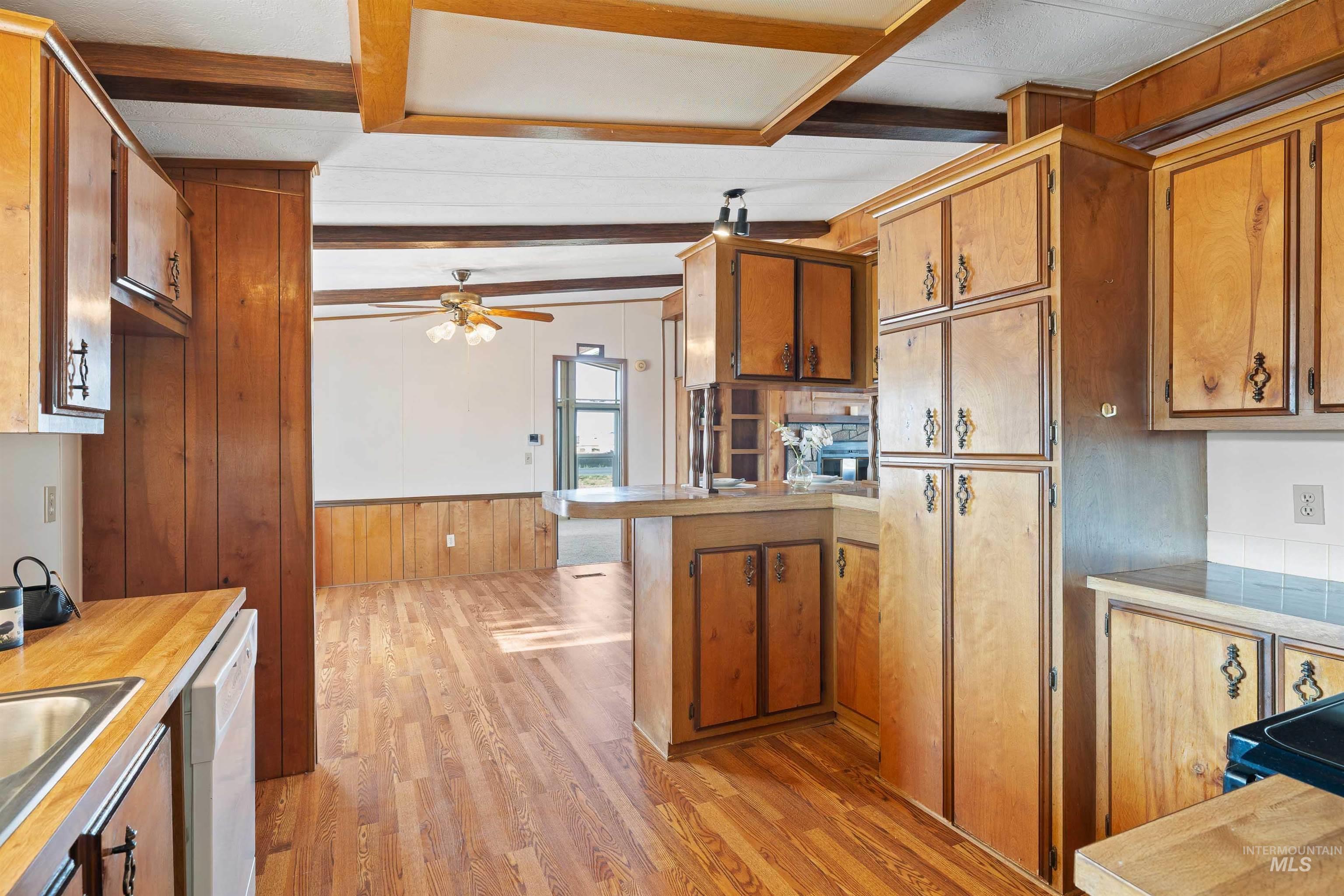 2451 Central Ave., Hollister, Idaho 83301, 3 Bedrooms, 2 Bathrooms, Residential For Sale, Price $210,000, 98998068