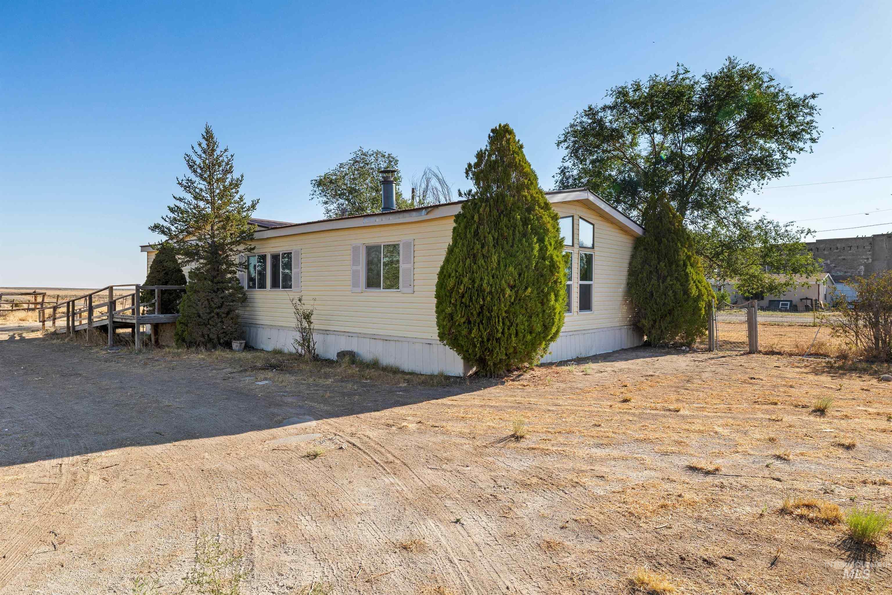 2451 Central Ave., Hollister, Idaho 83301, 3 Bedrooms, 2 Bathrooms, Residential For Sale, Price $210,000, 98998068