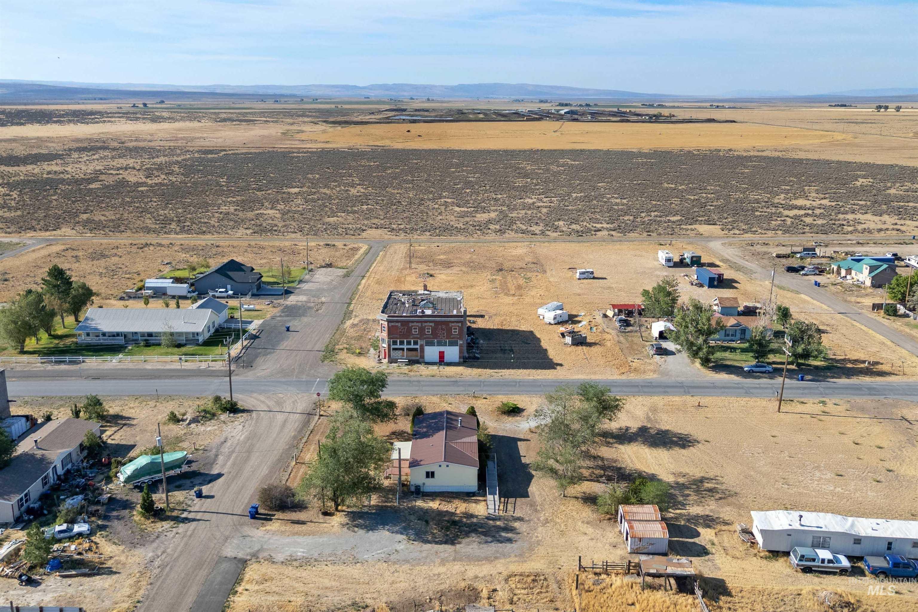 2451 Central Ave., Hollister, Idaho 83301, 3 Bedrooms, 2 Bathrooms, Residential For Sale, Price $210,000, 98998068