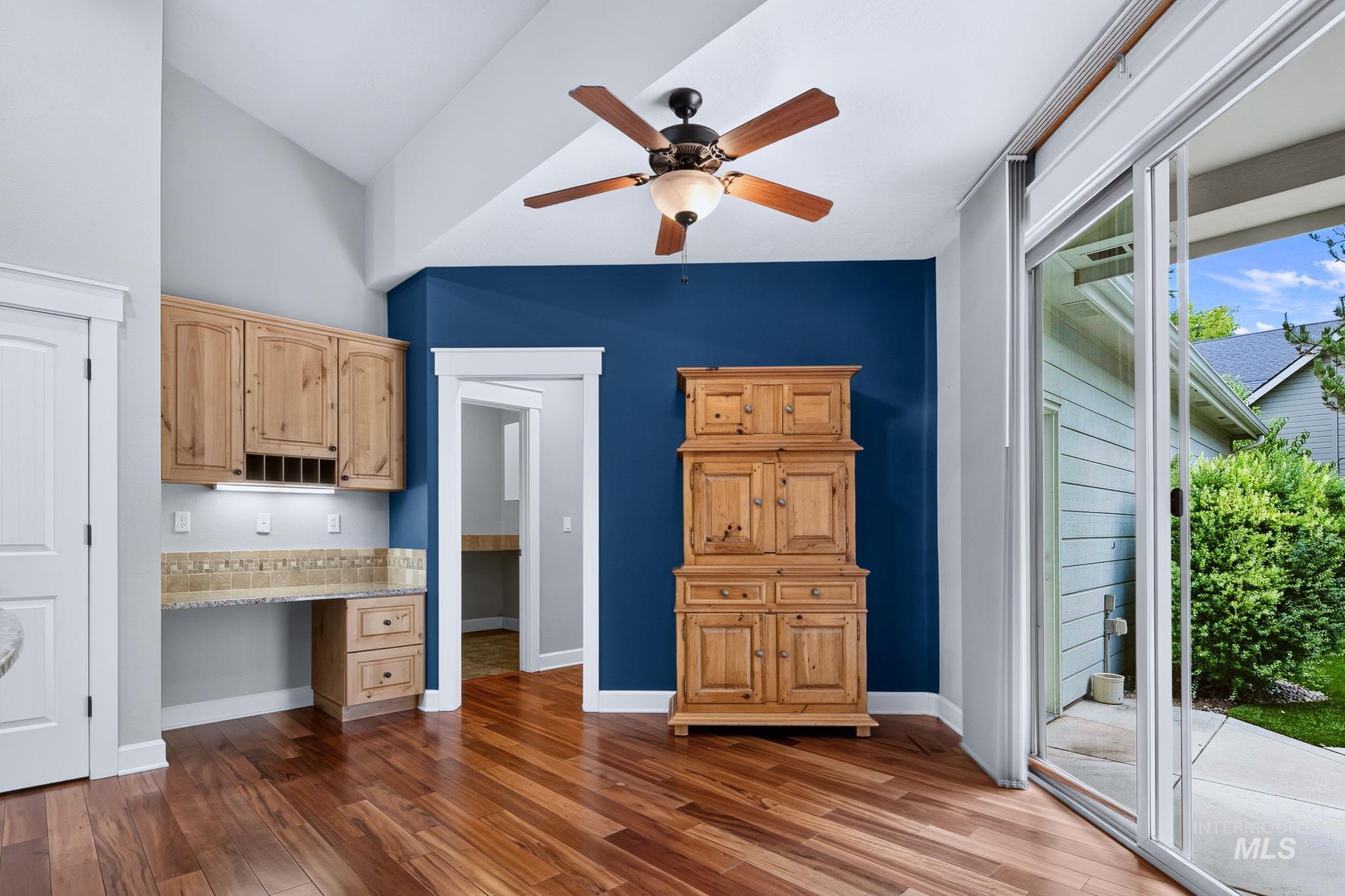 3660 N Colbourne Way, Meridian, Idaho 83646, 3 Bedrooms, 2 Bathrooms, Residential For Sale, Price $629,900,MLS 98998070