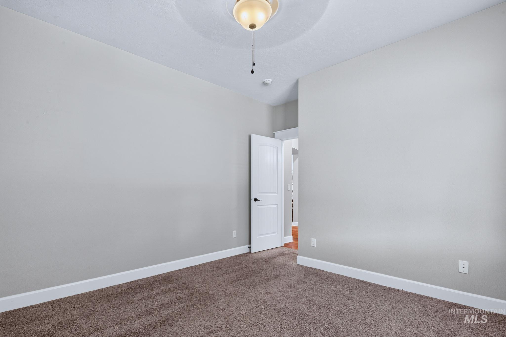 3660 N Colbourne Way, Meridian, Idaho 83646, 3 Bedrooms, 2 Bathrooms, Residential For Sale, Price $629,900,MLS 98998070