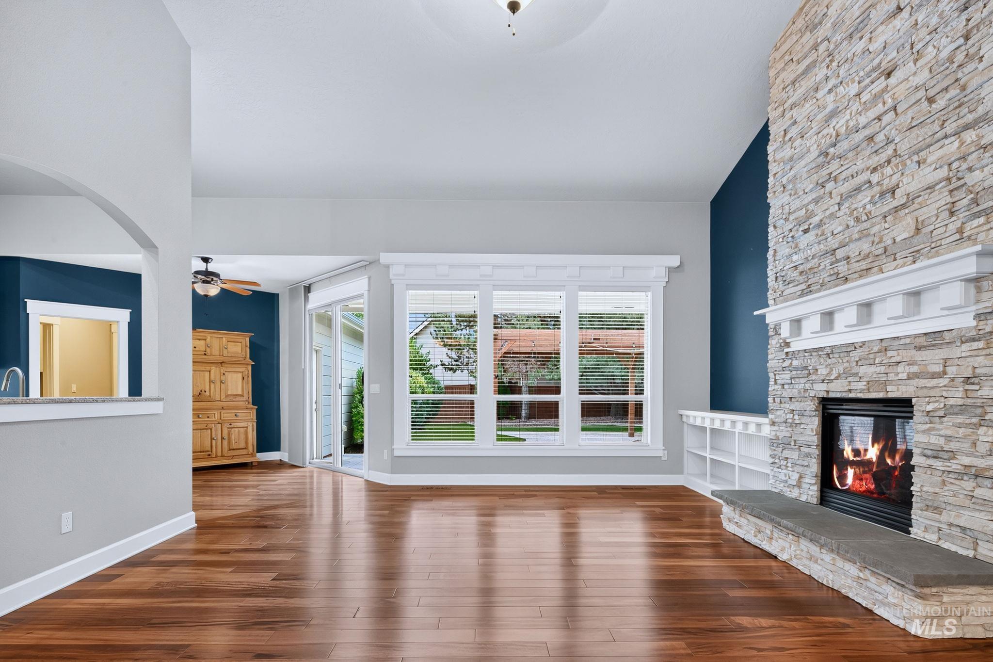 3660 N Colbourne Way, Meridian, Idaho 83646, 3 Bedrooms, 2 Bathrooms, Residential For Sale, Price $629,900,MLS 98998070
