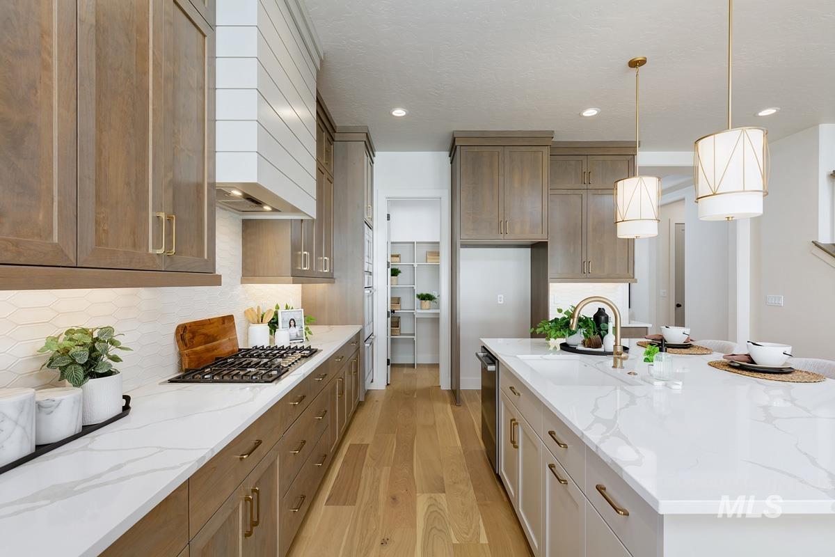 3128 E Renwick St, Meridian, Idaho 83642, 3 Bedrooms, 4 Bathrooms, Residential For Sale, Price $904,456,MLS 98998071