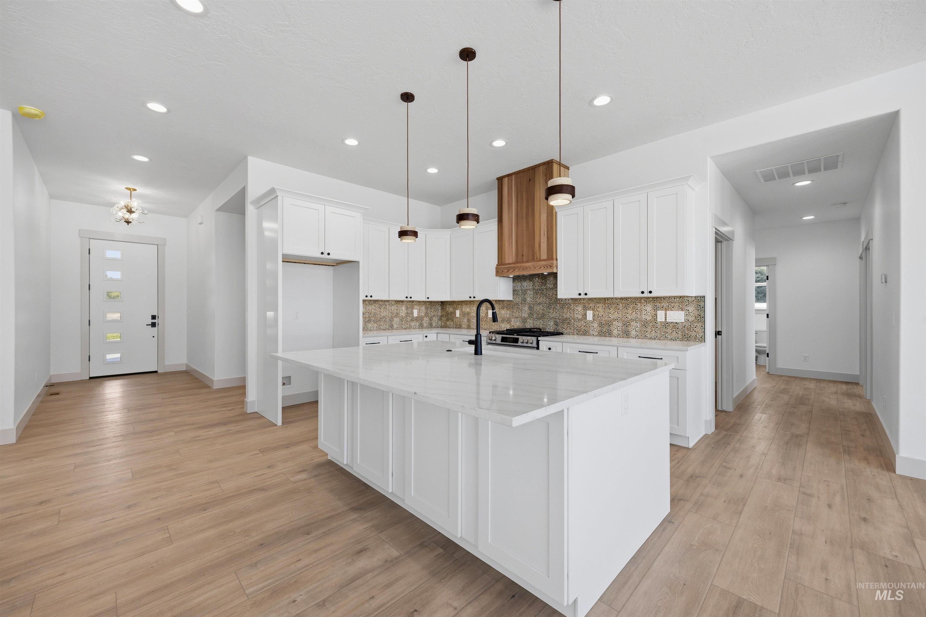 451 W Elaine Ct, Nampa, Idaho 83686, 4 Bedrooms, 3 Bathrooms, Residential For Sale, Price $719,900,MLS 98998075