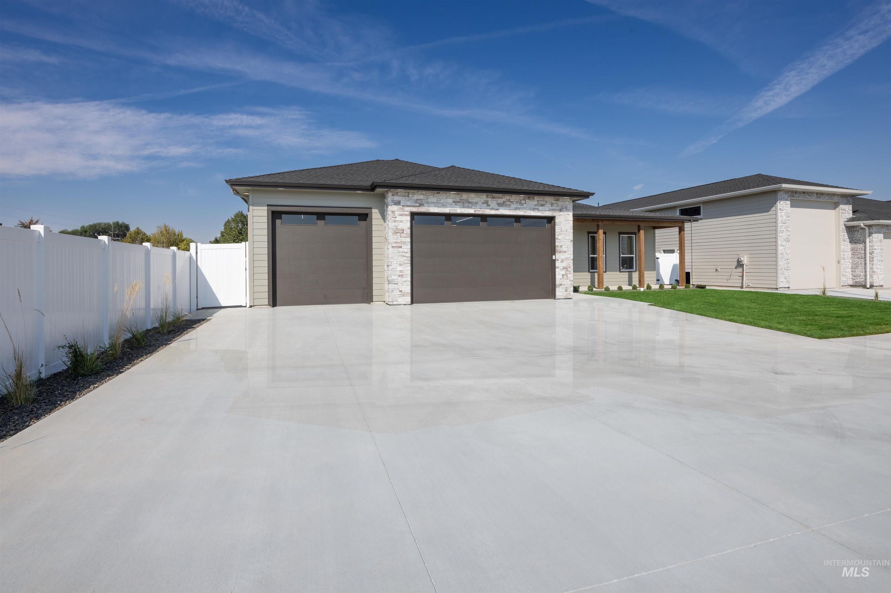 451 W Elaine Ct, Nampa, Idaho 83686, 4 Bedrooms, 3 Bathrooms, Residential For Sale, Price $719,900,MLS 98998075