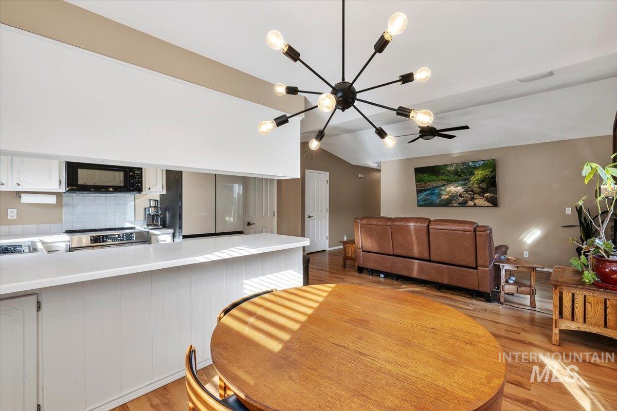 4406 S Timridge Way, Boise, Idaho 83716, 3 Bedrooms, 2 Bathrooms, Residential For Sale, Price $510,000,MLS 98998078