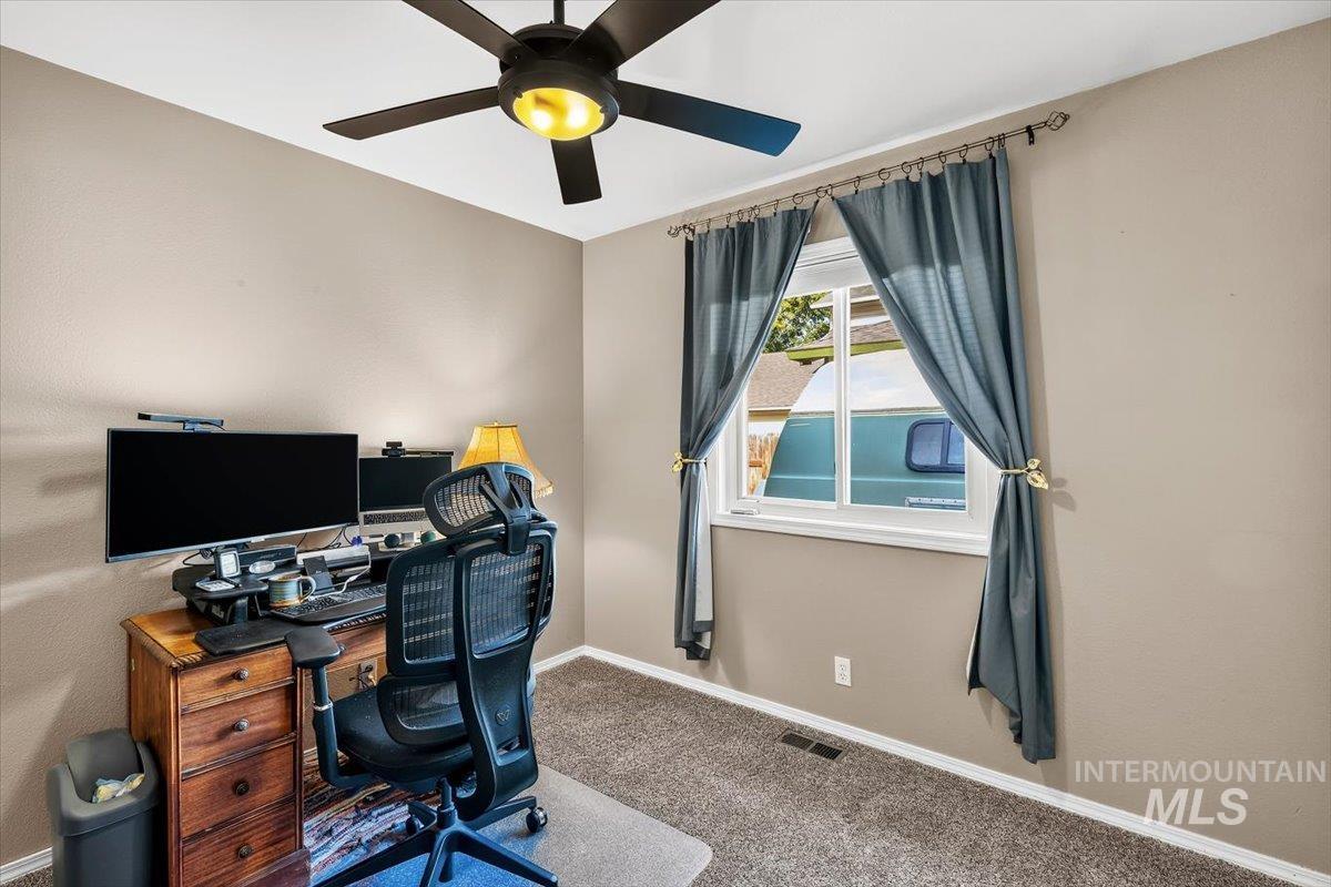 4406 S Timridge Way, Boise, Idaho 83716, 3 Bedrooms, 2 Bathrooms, Residential For Sale, Price $510,000,MLS 98998078