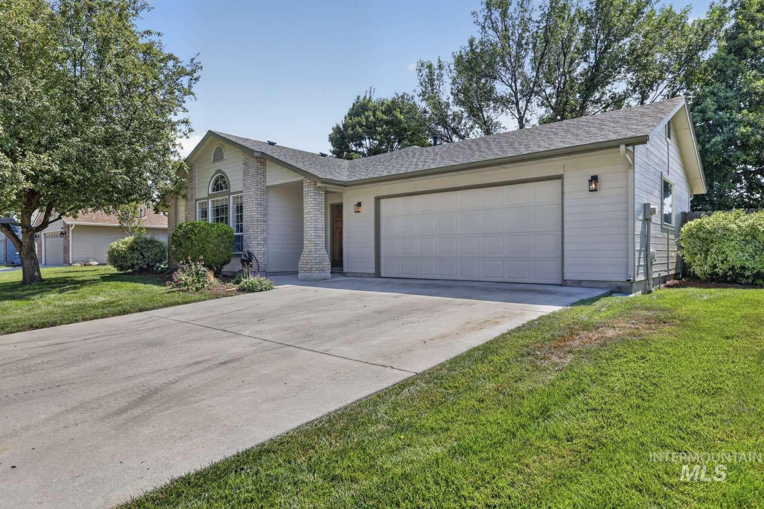 12705 W Audi Ct, Boise, Idaho 83713, 3 Bedrooms, 2 Bathrooms, Residential For Sale, Price $450,000,MLS 98998080