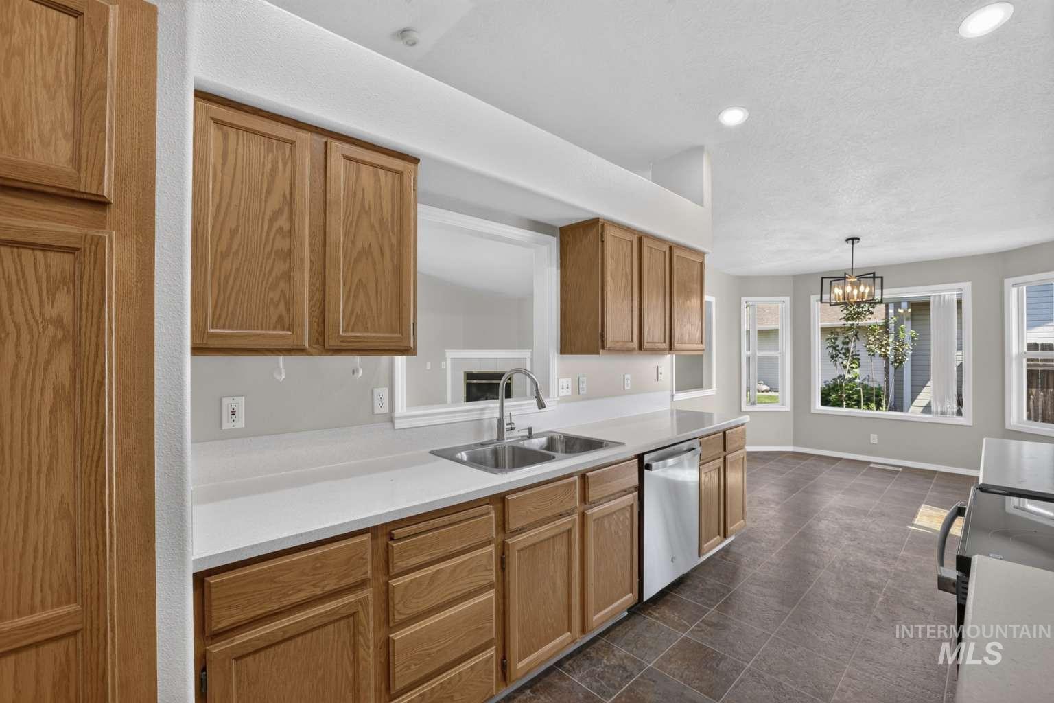12705 W Audi Ct, Boise, Idaho 83713, 3 Bedrooms, 2 Bathrooms, Residential For Sale, Price $450,000,MLS 98998080