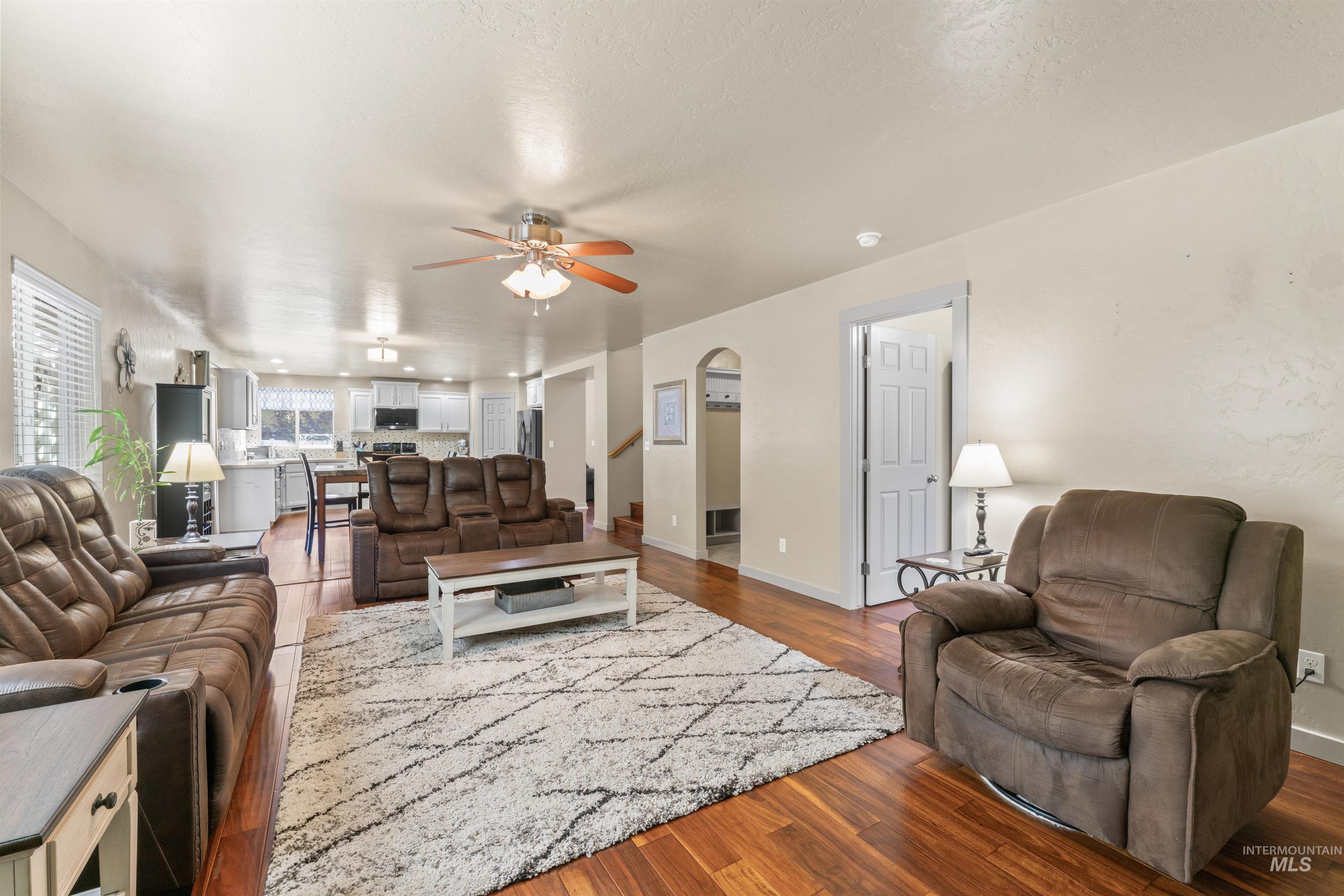 4521 W Quaker Ridge Drive, Meridian, Idaho 83646, 4 Bedrooms, 2.5 Bathrooms, Residential For Sale, Price $519,900,MLS 98998087