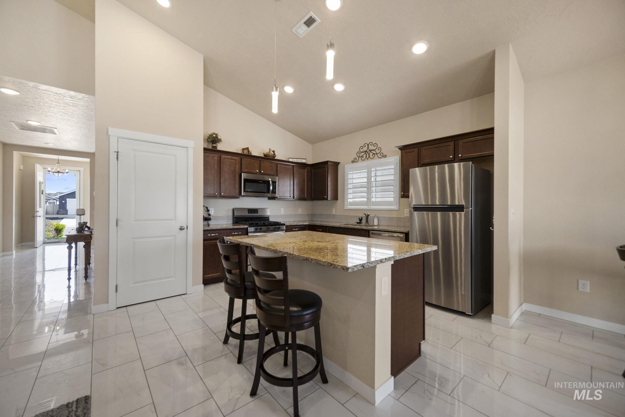 16911 N Cornwallis Way, Nampa, Idaho 83687, 3 Bedrooms, 2 Bathrooms, Residential For Sale, Price $399,900,MLS 98998088