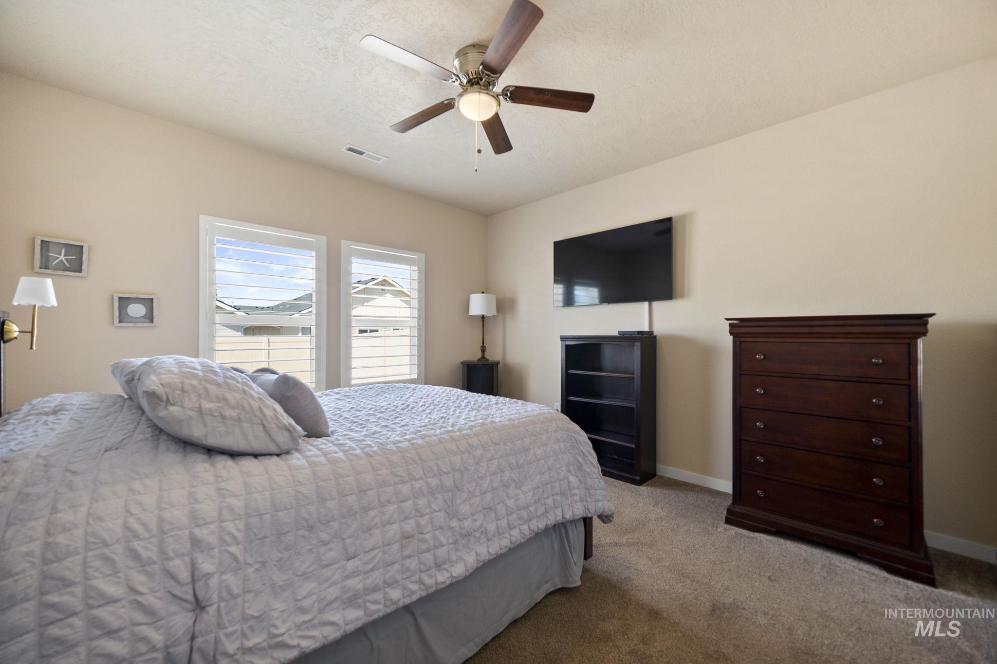 16911 N Cornwallis Way, Nampa, Idaho 83687, 3 Bedrooms, 2 Bathrooms, Residential For Sale, Price $399,900,MLS 98998088