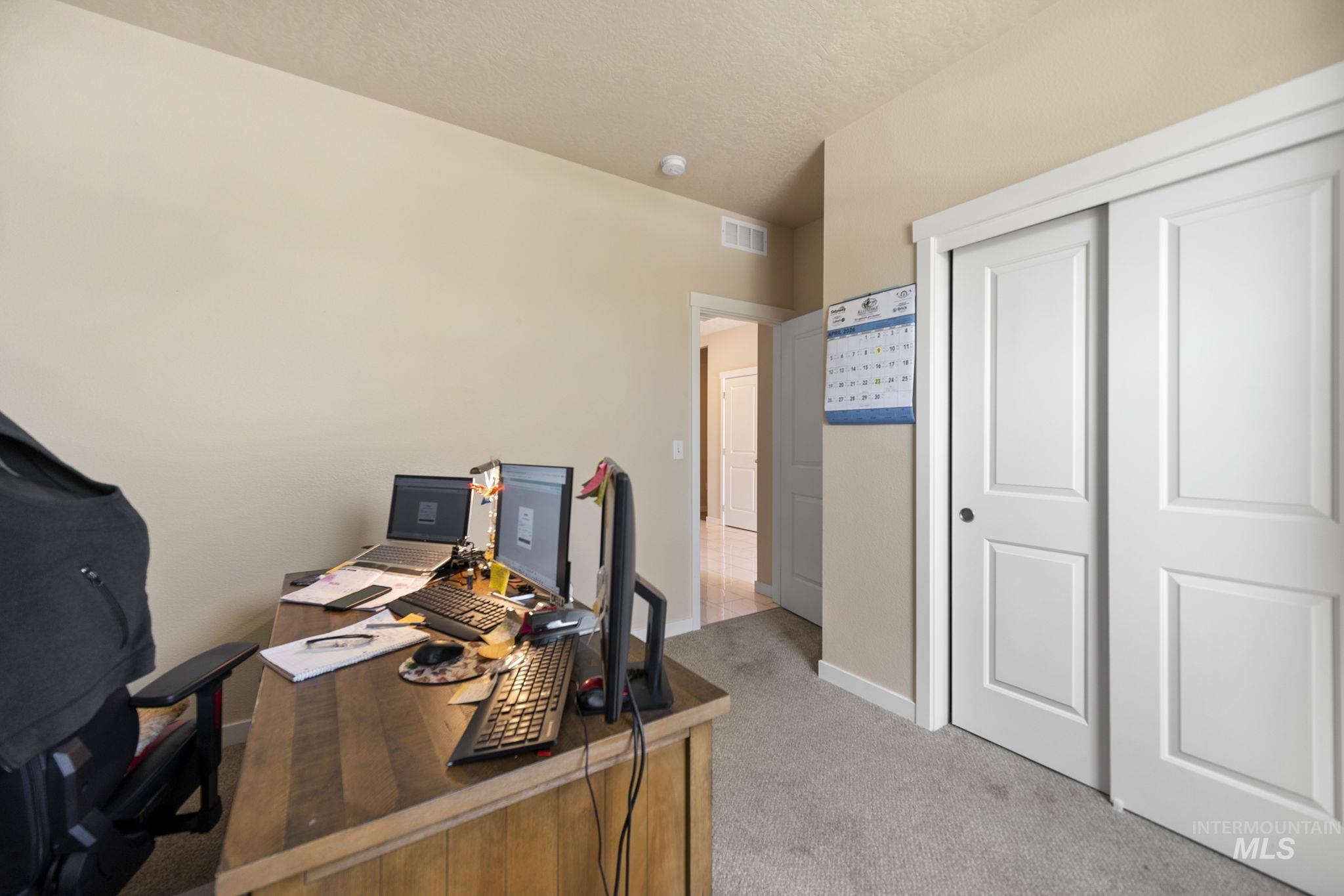 16911 N Cornwallis Way, Nampa, Idaho 83687, 3 Bedrooms, 2 Bathrooms, Residential For Sale, Price $399,900,MLS 98998088