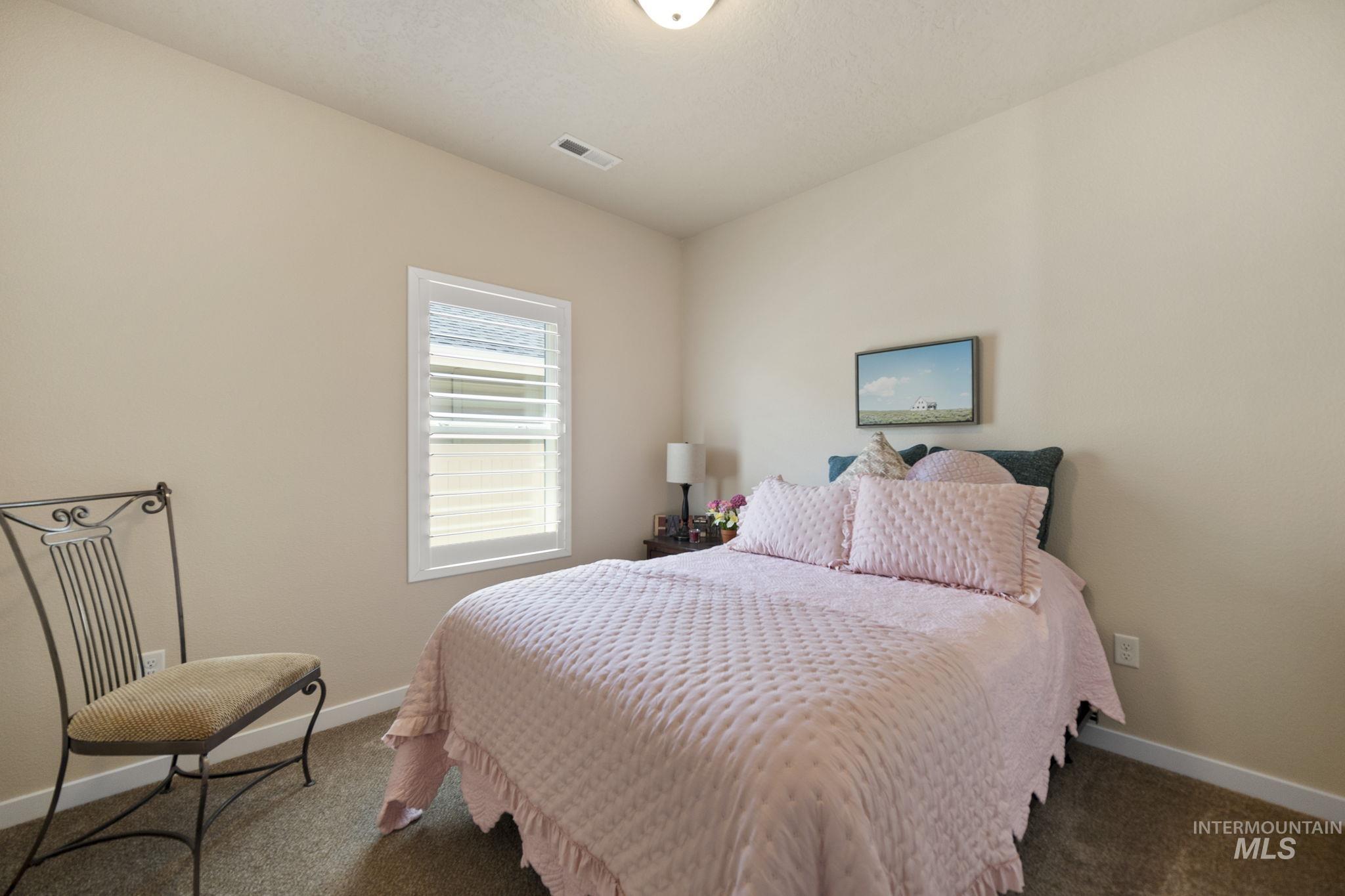 16911 N Cornwallis Way, Nampa, Idaho 83687, 3 Bedrooms, 2 Bathrooms, Residential For Sale, Price $399,900,MLS 98998088
