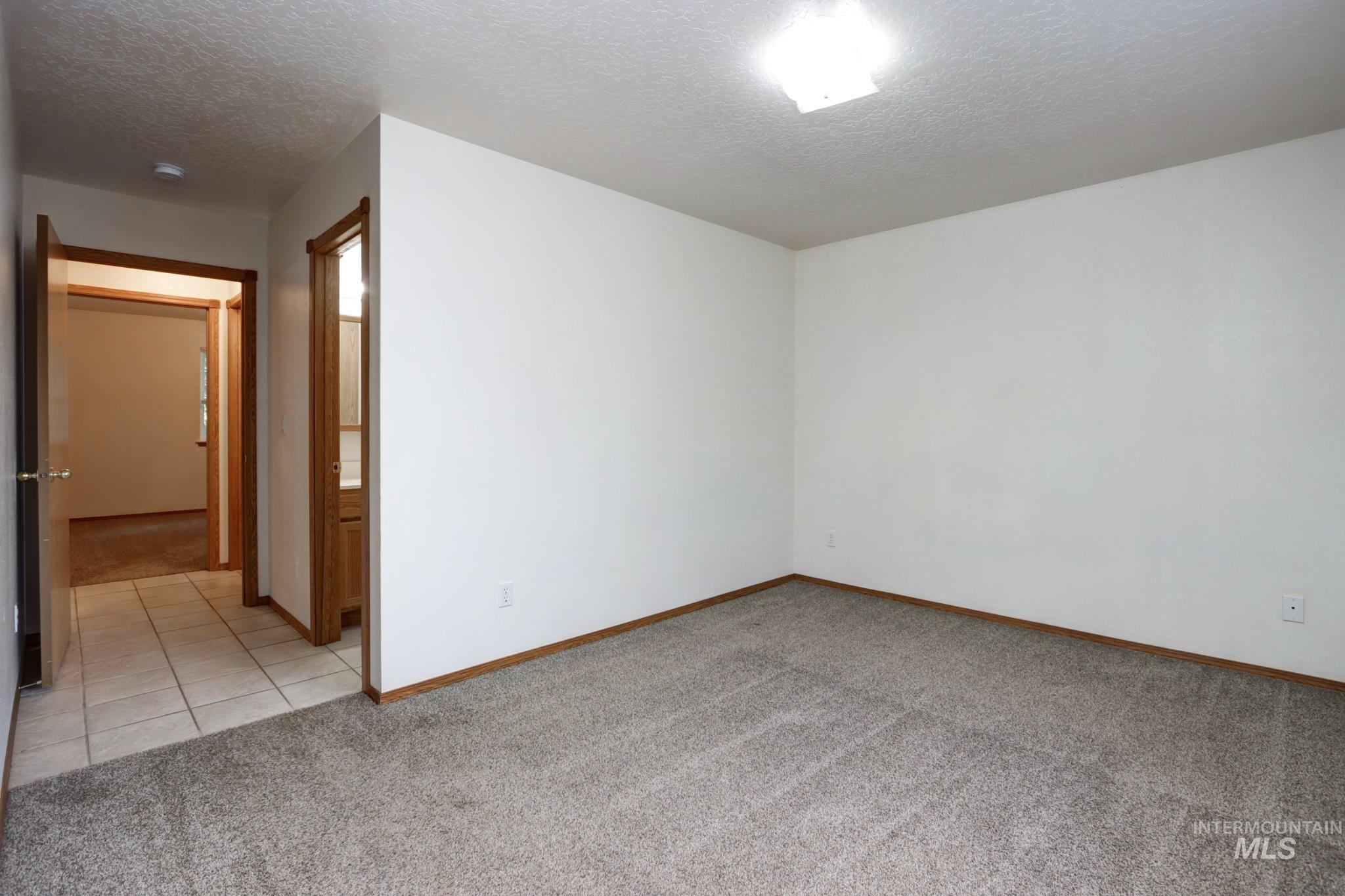 532 S Powerline Rd, Nampa, Idaho 83686, 2 Bedrooms, 2 Bathrooms, Residential Income For Sale, Price $539,000, 98998091