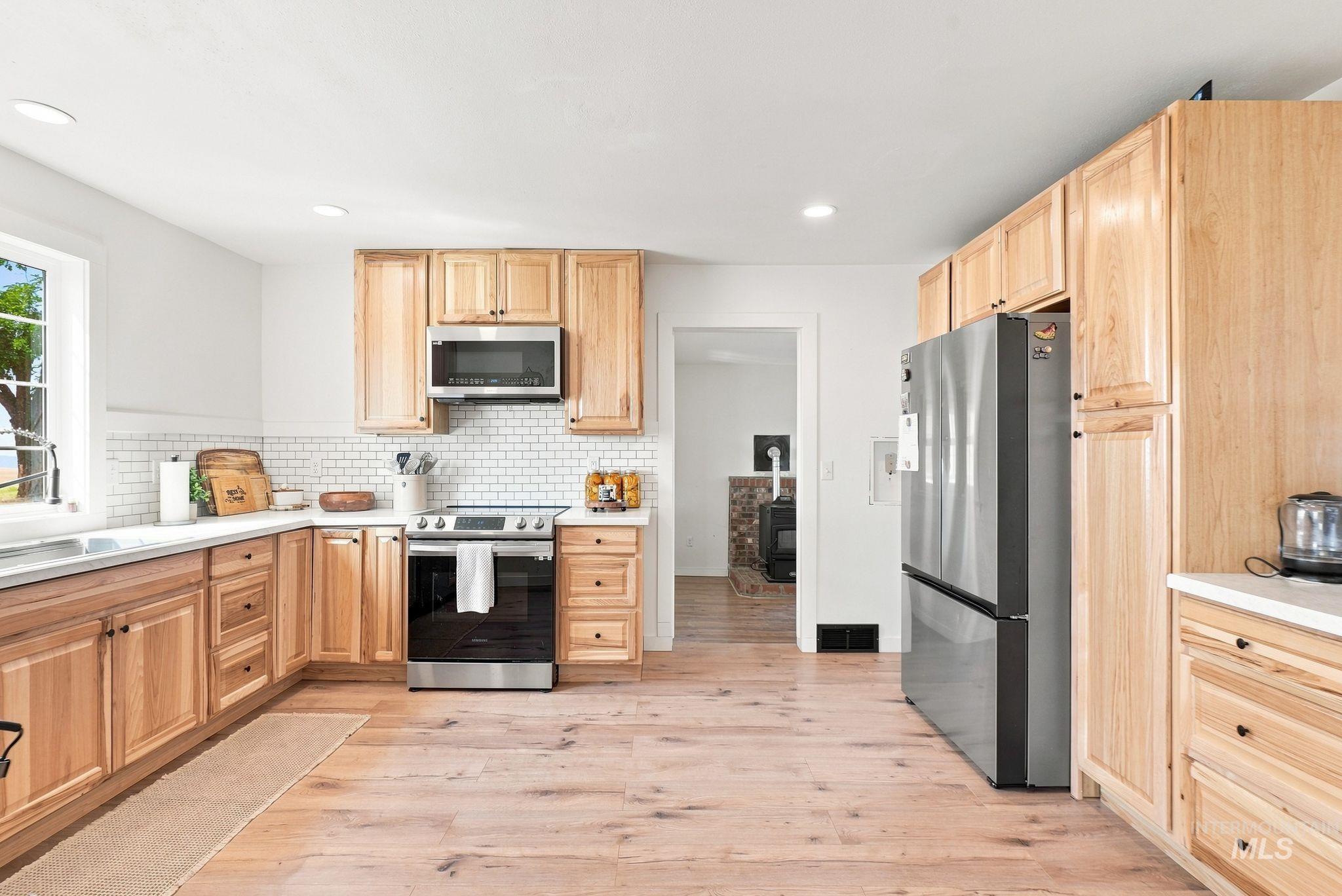 16078 Hoffman Road, Kendrick, Idaho 83537, 4 Bedrooms, 1 Bathroom, Residential For Sale, Price $565,000,MLS 98998092