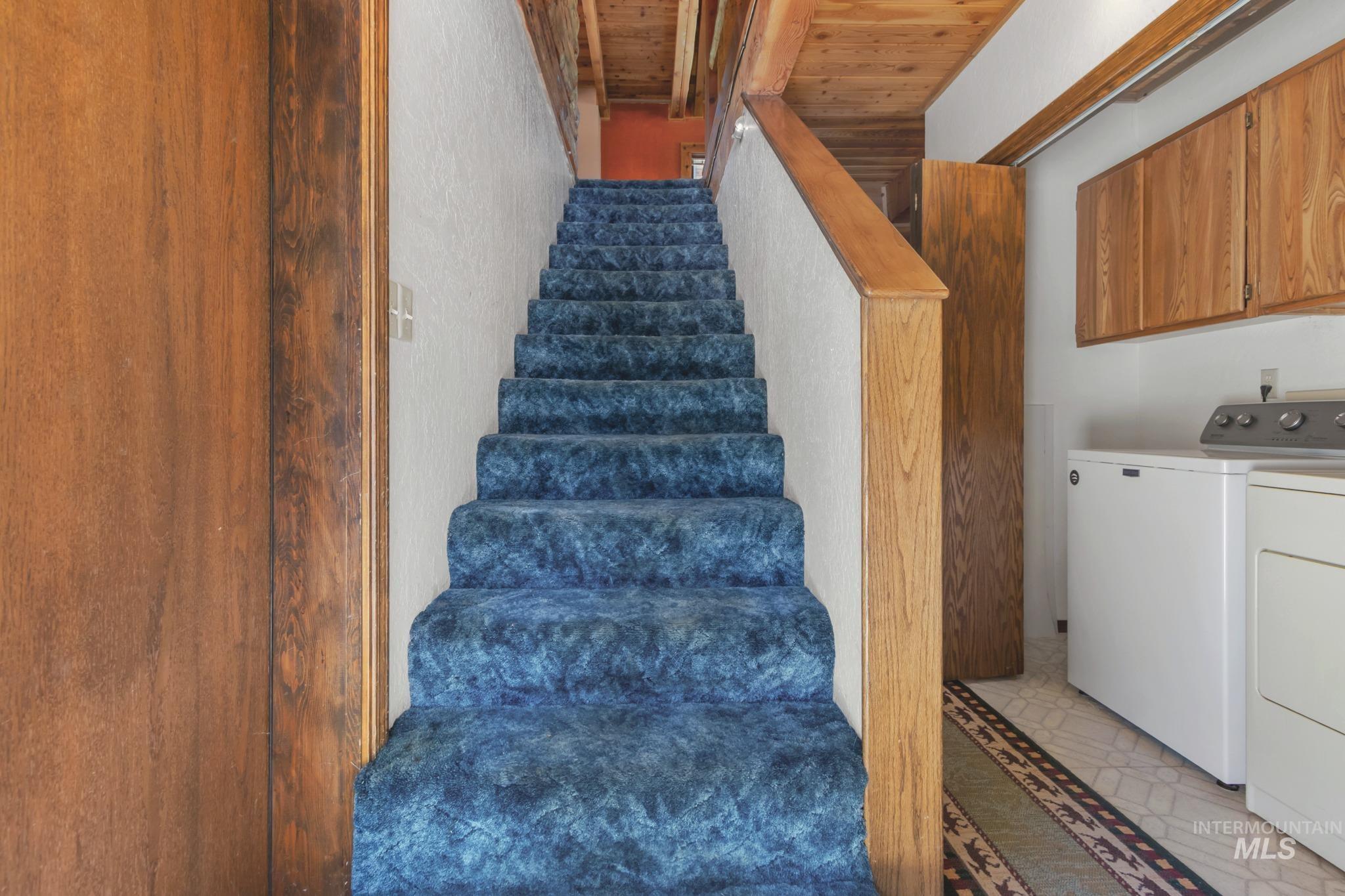 175 Evergreen Dr., Boise, Idaho 83716, 5 Bedrooms, 3 Bathrooms, Residential For Sale, Price $675,000,MLS 98998093