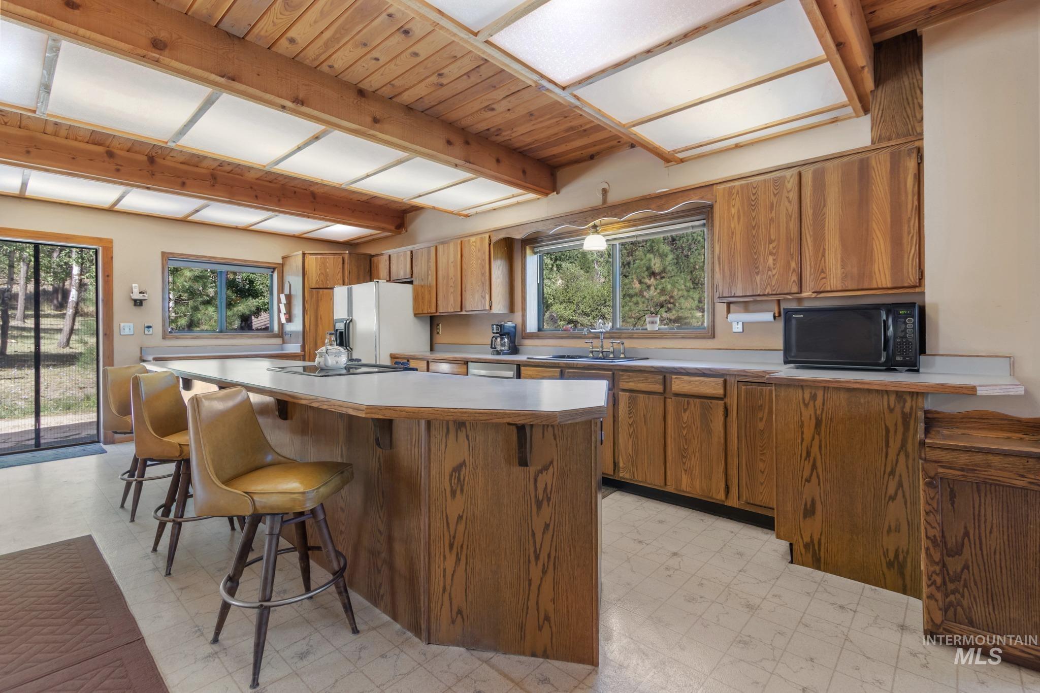 175 Evergreen Dr., Boise, Idaho 83716, 5 Bedrooms, 3 Bathrooms, Residential For Sale, Price $675,000,MLS 98998093