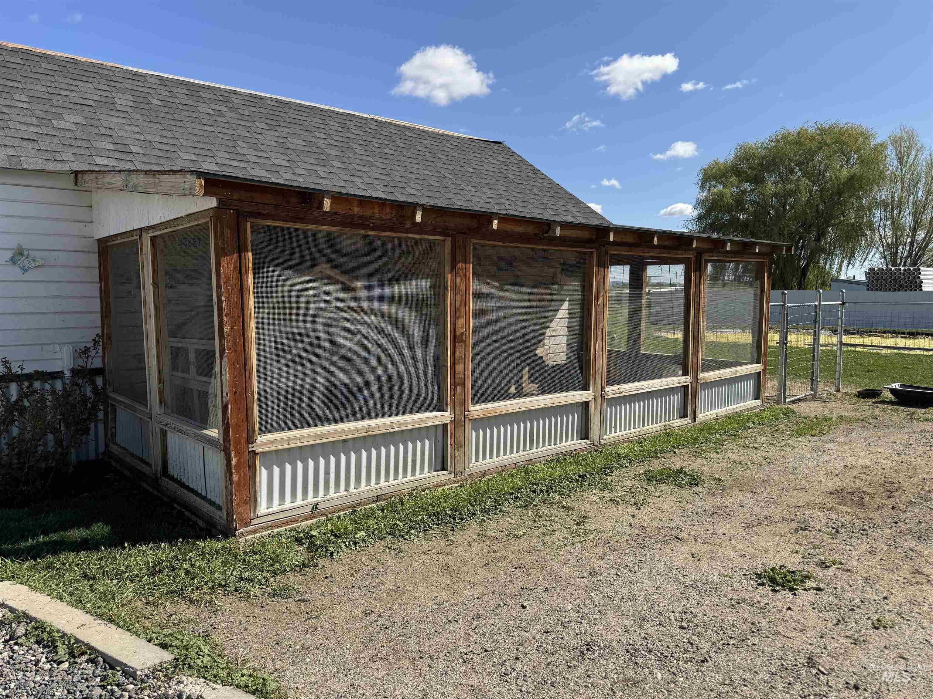 1698 State Highway 46, Gooding, Idaho 83330, 3 Bedrooms, 1 Bathroom, Residential For Sale, Price $385,000,MLS 98998096