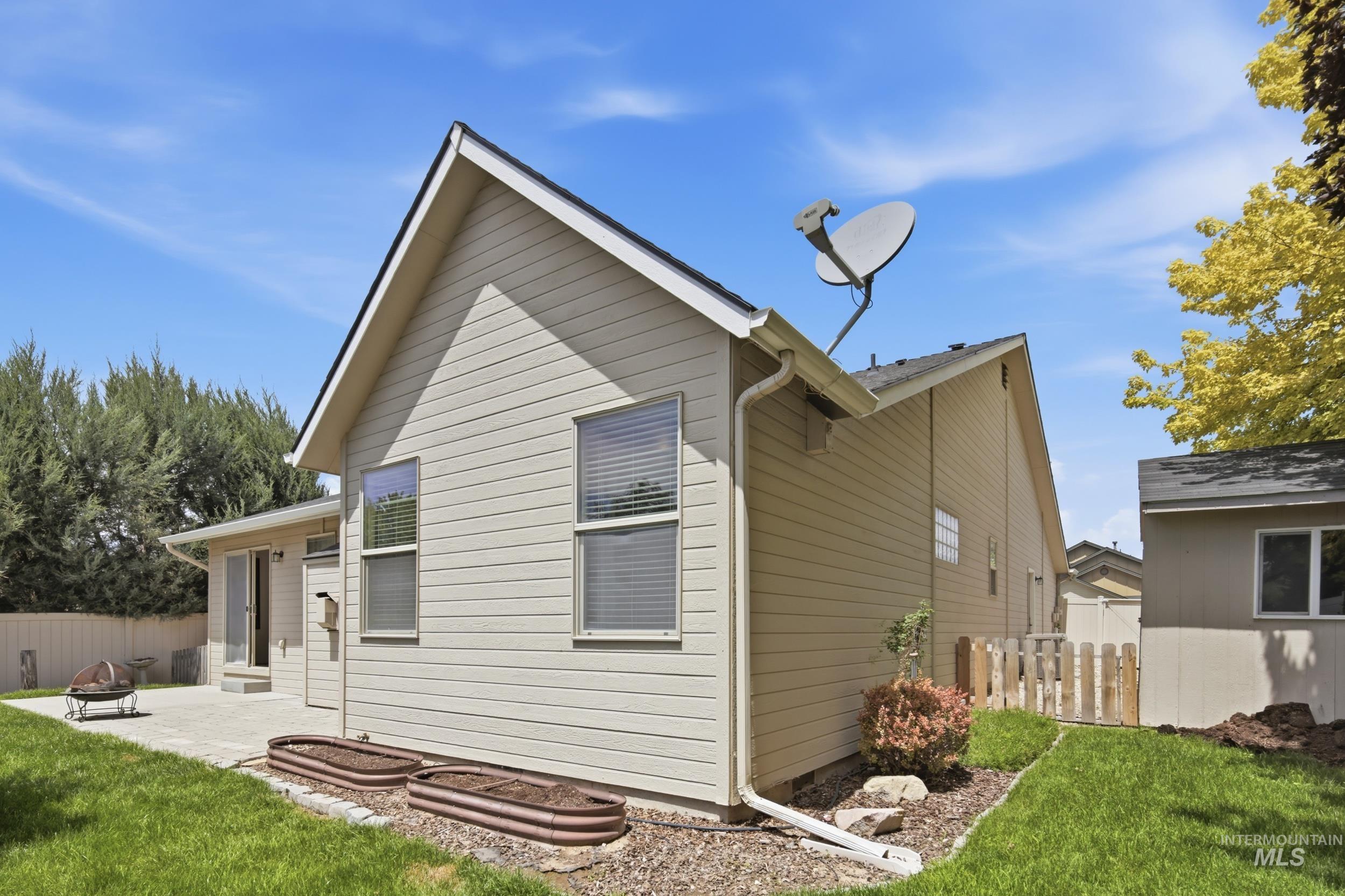 11473 W Jennie Lakes Street, Boise, Idaho 83709, 3 Bedrooms, 2 Bathrooms, Residential For Sale, Price $499,900, 98998099