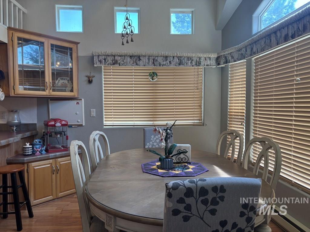 514 F40 Sawyer Street, Cascade, Idaho 83611, 2 Bedrooms, 1 Bathroom, Residential For Sale, Price $249,900,MLS 98998102