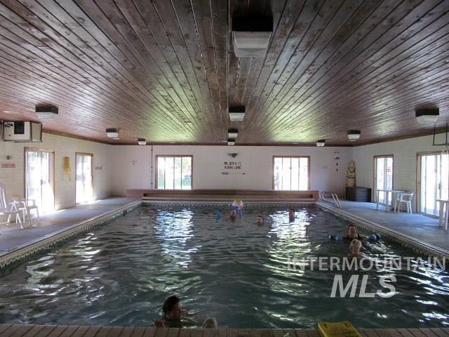 514 F40 Sawyer Street, Cascade, Idaho 83611, 2 Bedrooms, 1 Bathroom, Residential For Sale, Price $249,900,MLS 98998102