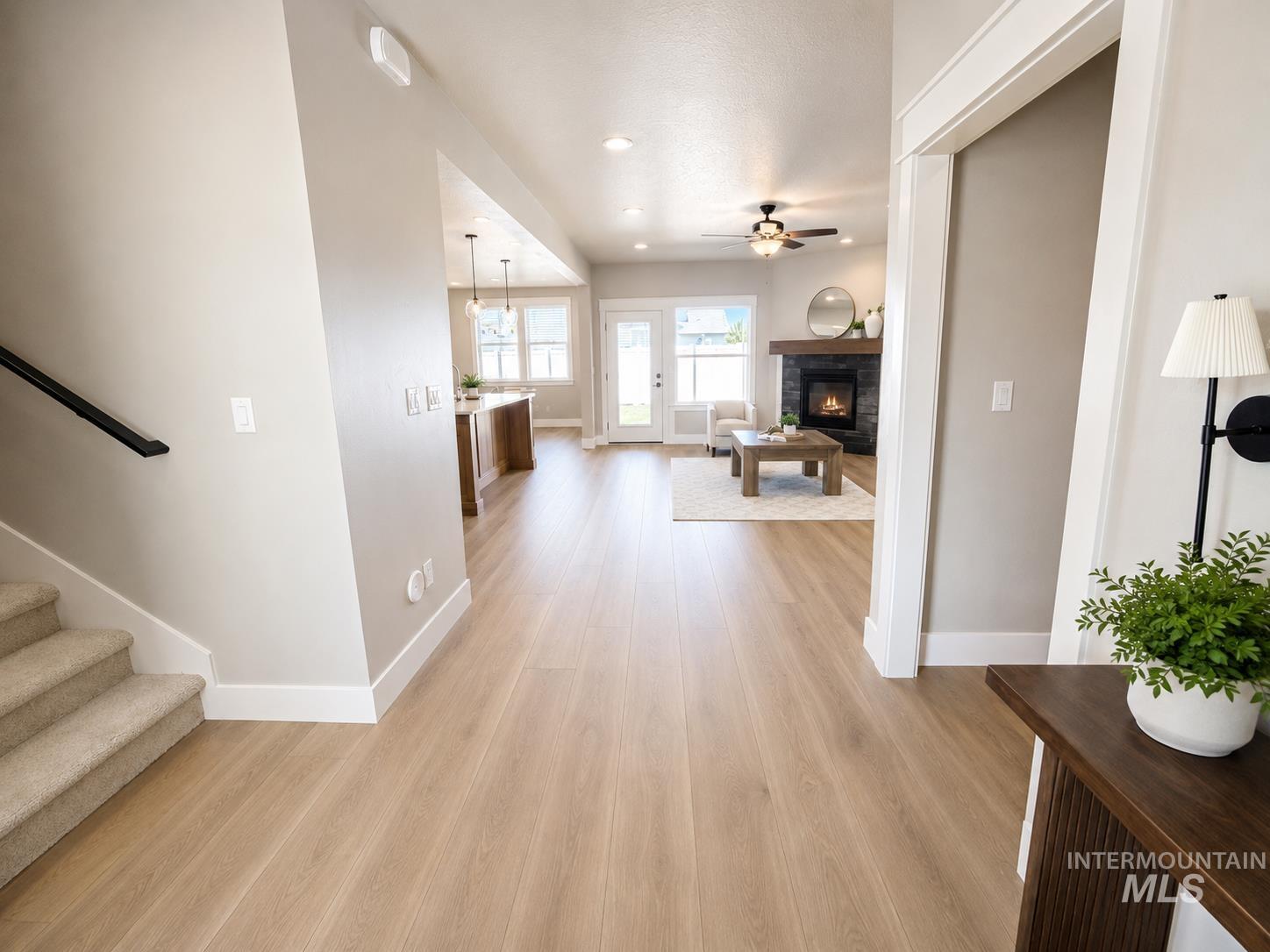 1110 S Recess Way, Kuna, Idaho 83634, 4 Bedrooms, 3.5 Bathrooms, Residential For Sale, Price $599,900, 98998103