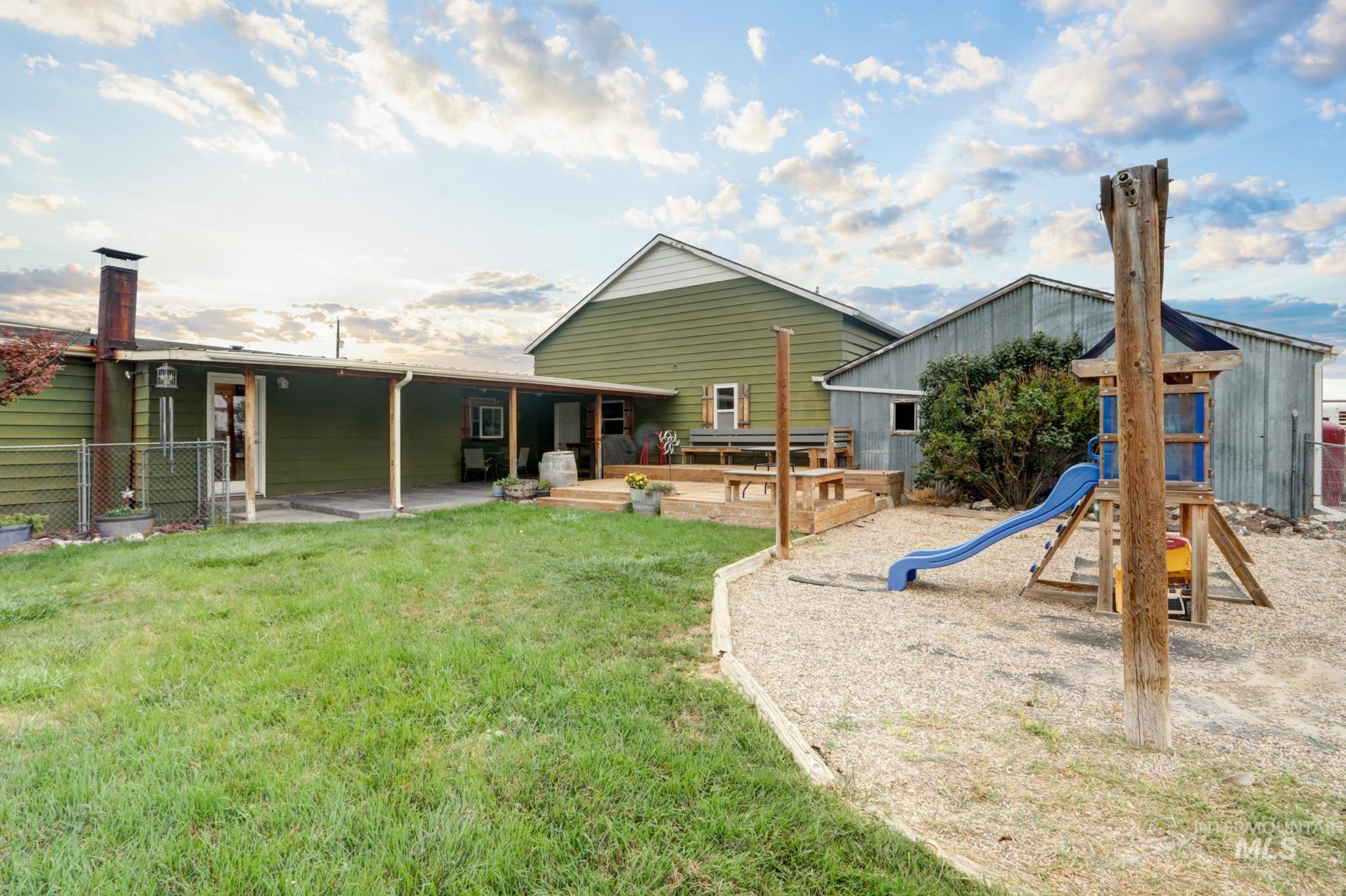 2498 Track, Melba, Idaho 83641, 4 Bedrooms, 3.5 Bathrooms, Residential For Sale, Price $989,000, 98998104