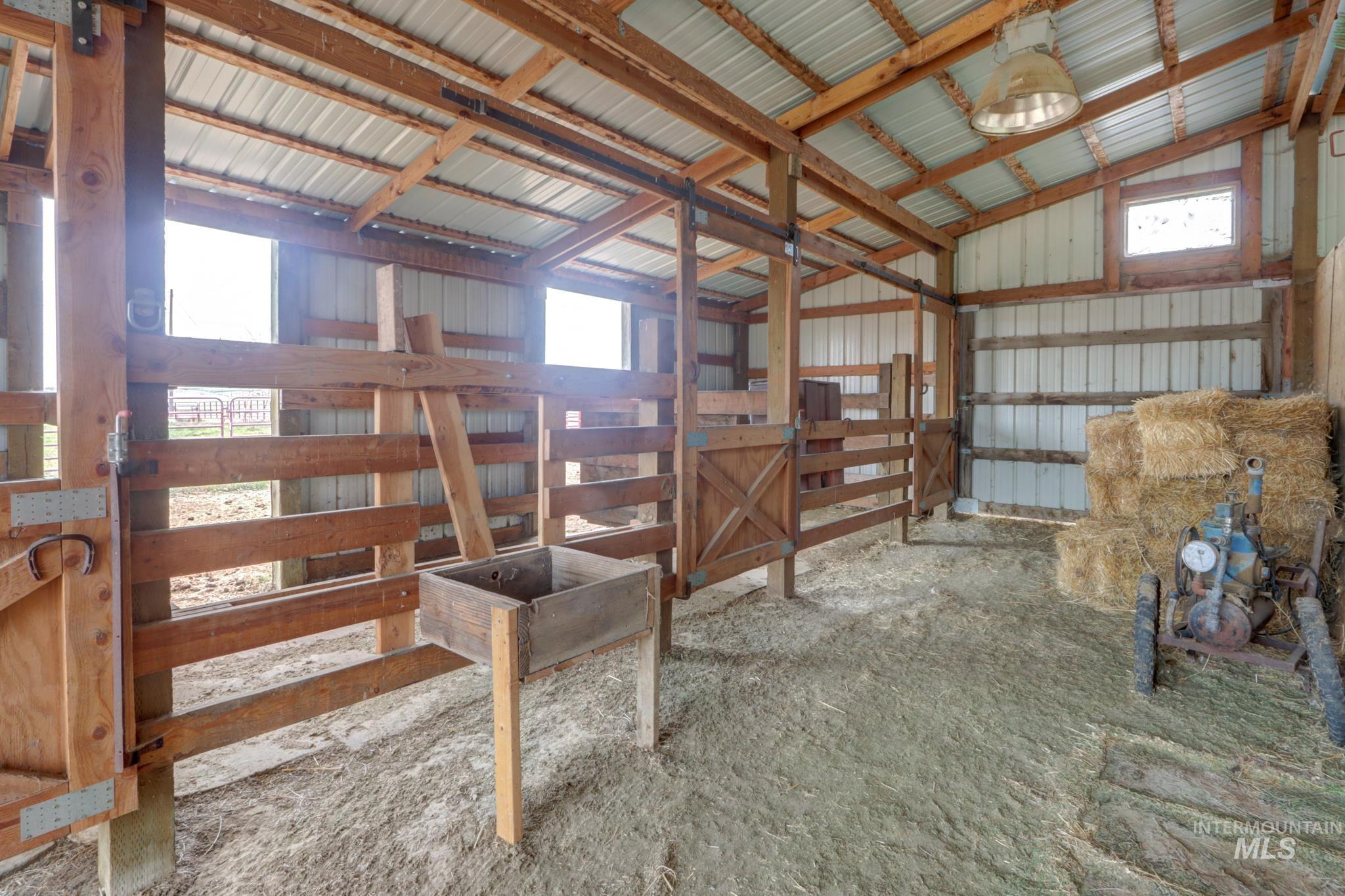 2498 Track, Melba, Idaho 83641, 4 Bedrooms, 3.5 Bathrooms, Residential For Sale, Price $989,000, 98998104