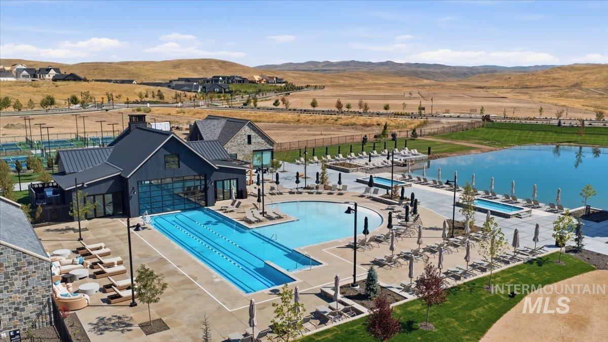 6369 W Sollas Ct, Eagle, Idaho 83616, 3 Bedrooms, 2 Bathrooms, Residential For Sale, Price $594,900,MLS 98998106