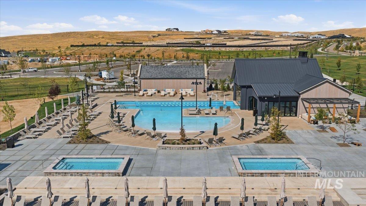 6369 W Sollas Ct, Eagle, Idaho 83616, 3 Bedrooms, 2 Bathrooms, Residential For Sale, Price $594,900,MLS 98998106