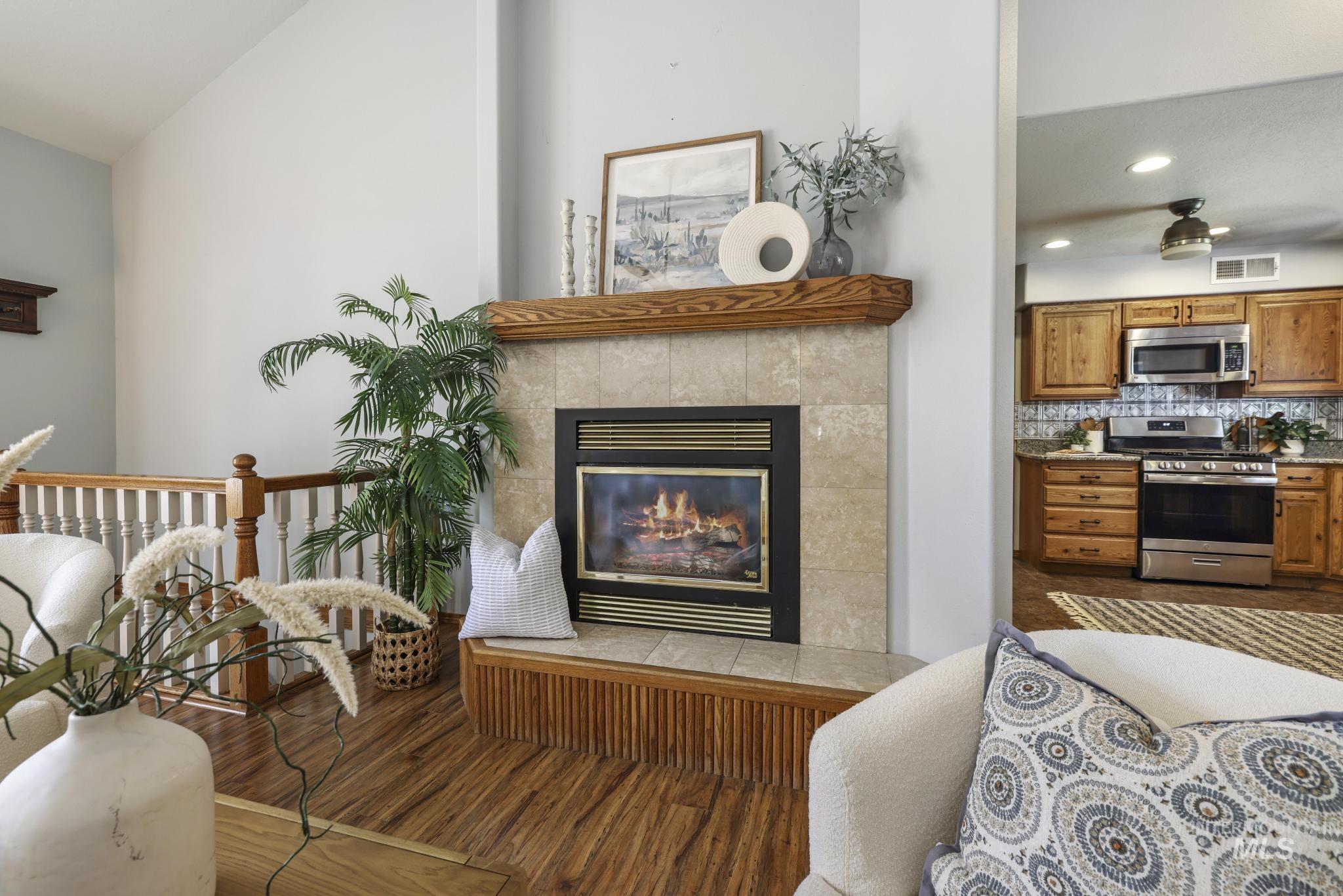 2047 Candlewood Cir, Twin Falls, Idaho 83301, 5 Bedrooms, 3.5 Bathrooms, Residential For Sale, Price $599,000,MLS 98998108