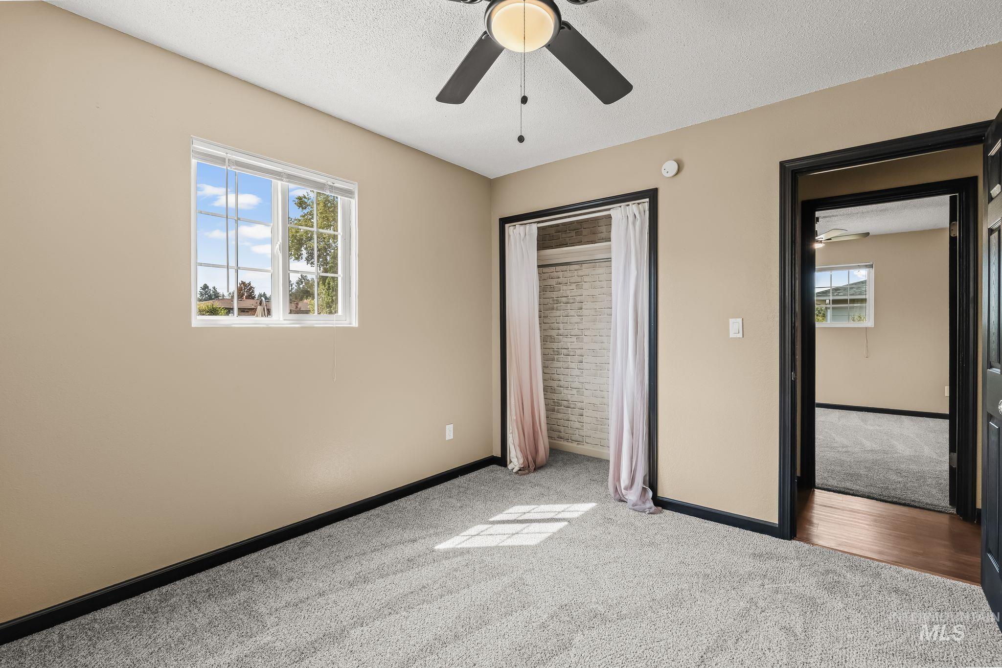526 Airway Ave, Lewiston, Idaho 83501, 5 Bedrooms, 3 Bathrooms, Residential For Sale, Price $539,900, 98998111