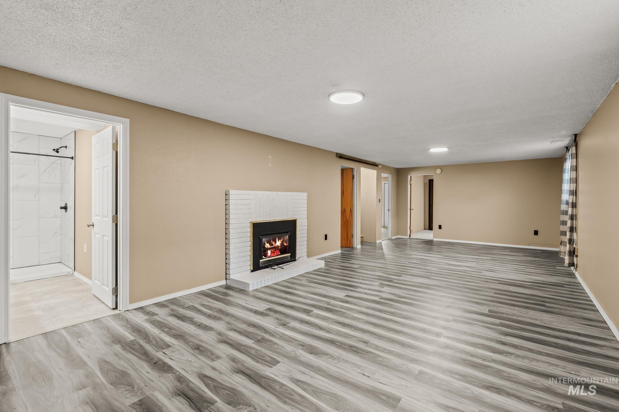 526 Airway Ave, Lewiston, Idaho 83501, 5 Bedrooms, 3 Bathrooms, Residential For Sale, Price $539,900, 98998111