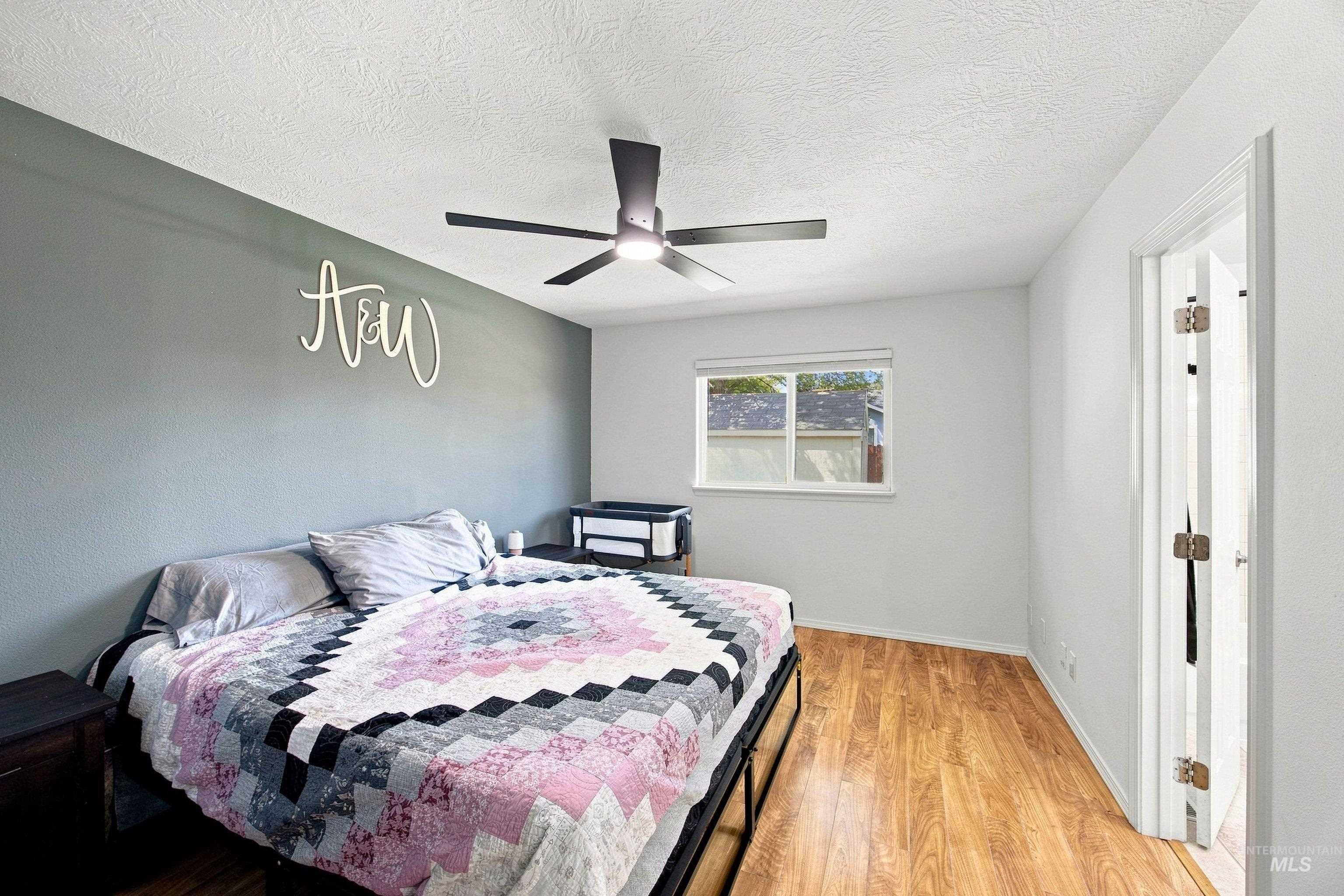 2808 Fox Place, Nampa, Idaho 83687, 3 Bedrooms, 2 Bathrooms, Residential For Sale, Price $355,000,MLS 98998113