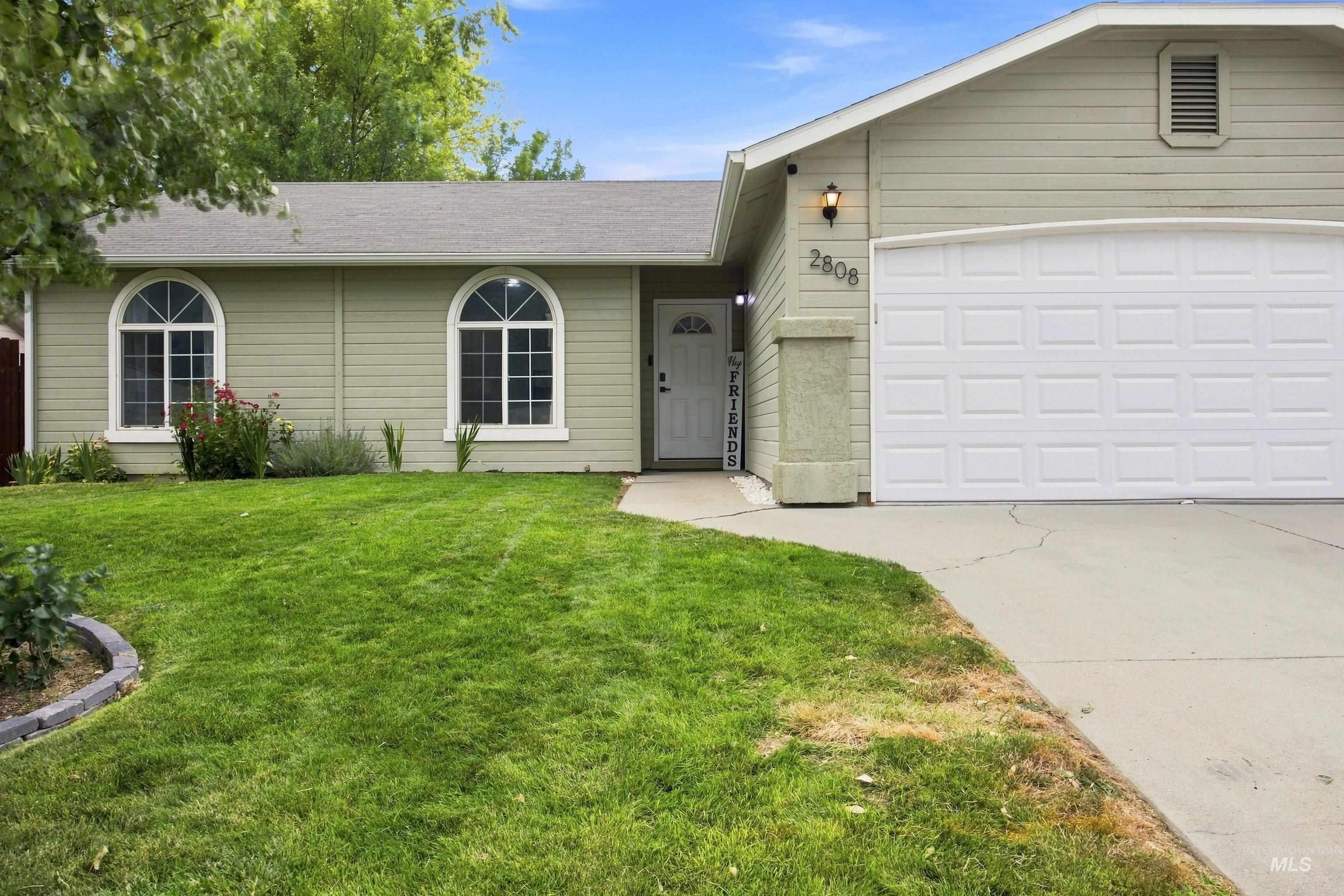 2808 Fox Place, Nampa, Idaho 83687, 3 Bedrooms, 2 Bathrooms, Residential For Sale, Price $355,000,MLS 98998113
