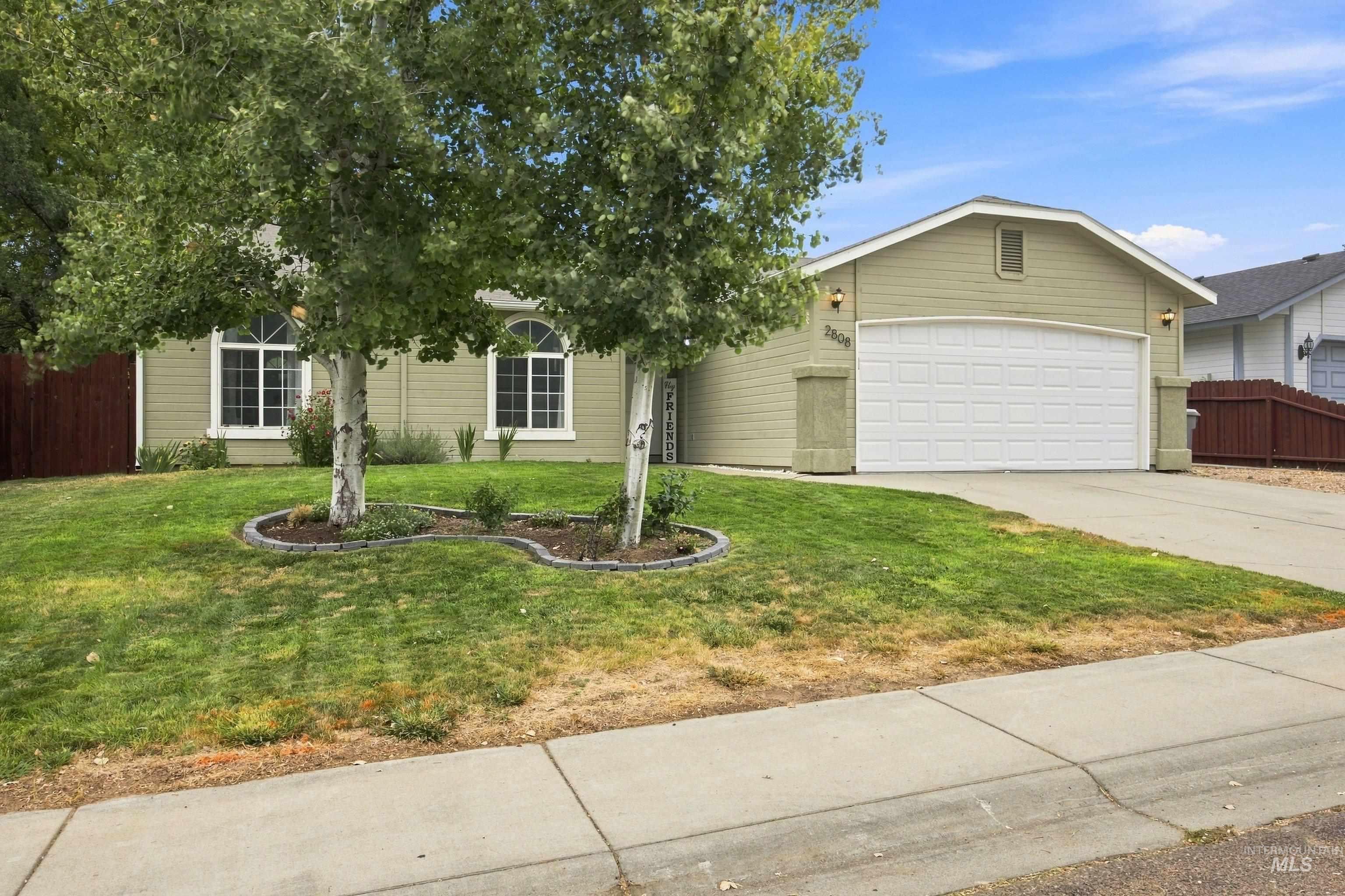 2808 Fox Place, Nampa, Idaho 83687, 3 Bedrooms, 2 Bathrooms, Residential For Sale, Price $355,000,MLS 98998113