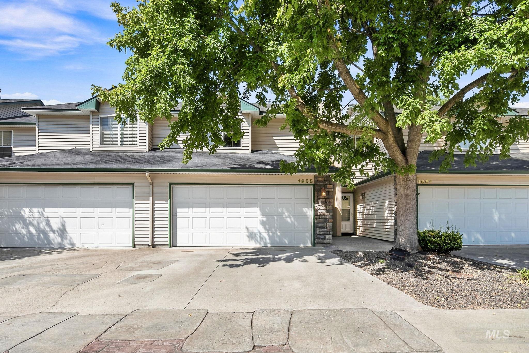 1655 S Annett St, Boise, Idaho 83705, 2 Bedrooms, 2.5 Bathrooms, Residential For Sale, Price $374,900,MLS 98998116
