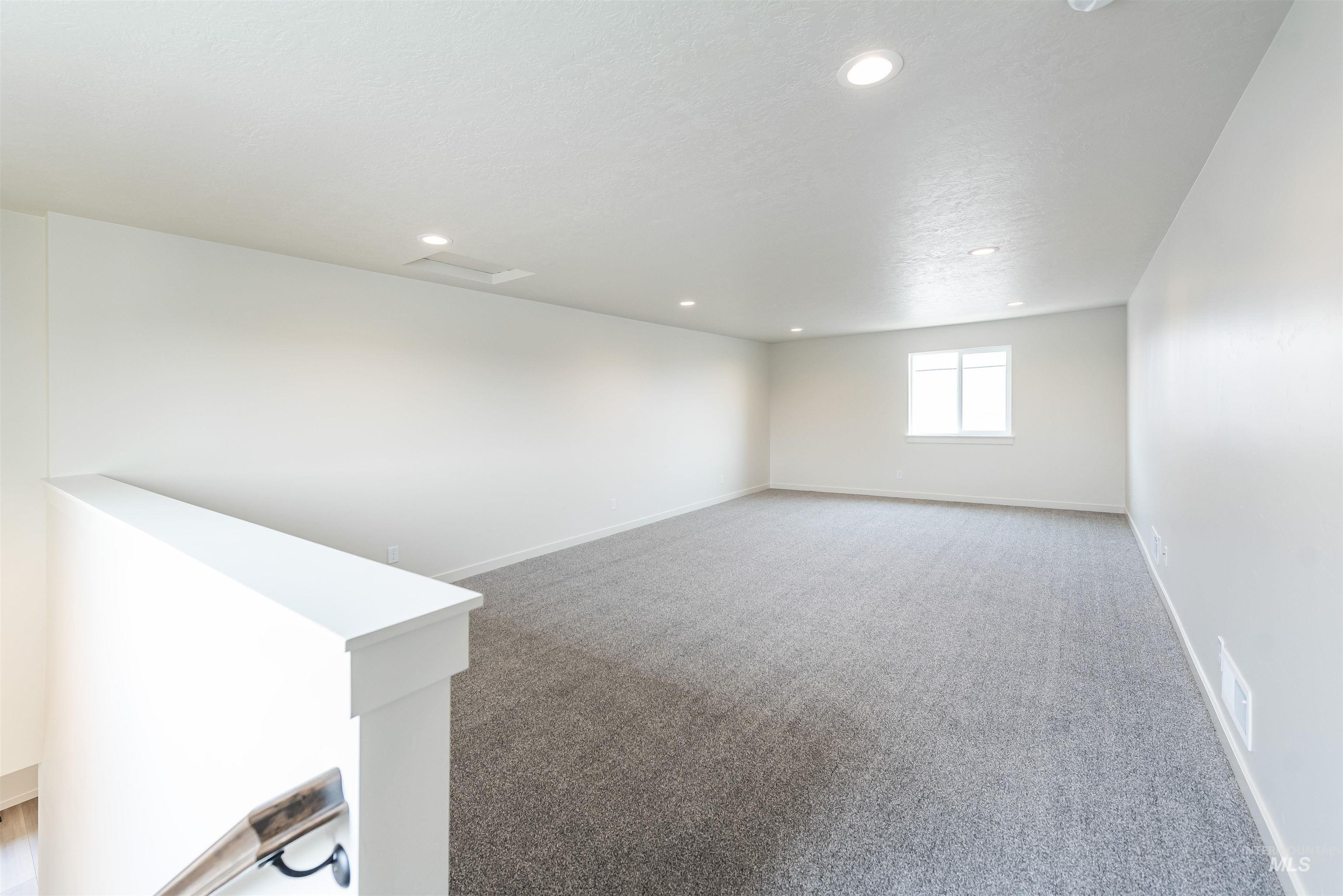 345 E Chevy Dr., Boise, Idaho 83716, 2 Bedrooms, 2 Bathrooms, Residential For Sale, Price $399,900,MLS 98998117