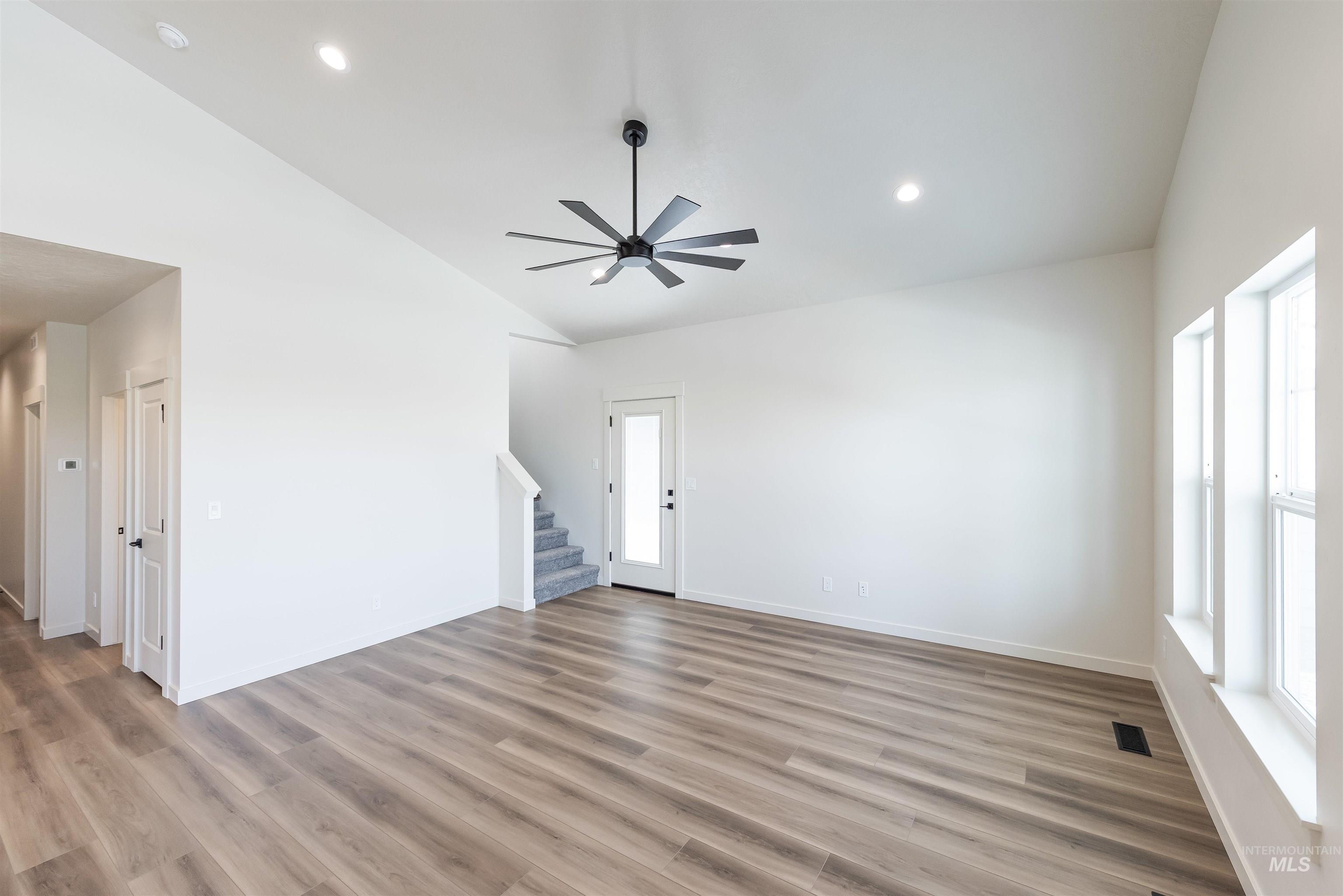 345 E Chevy Dr., Boise, Idaho 83716, 2 Bedrooms, 2 Bathrooms, Residential For Sale, Price $399,900,MLS 98998117
