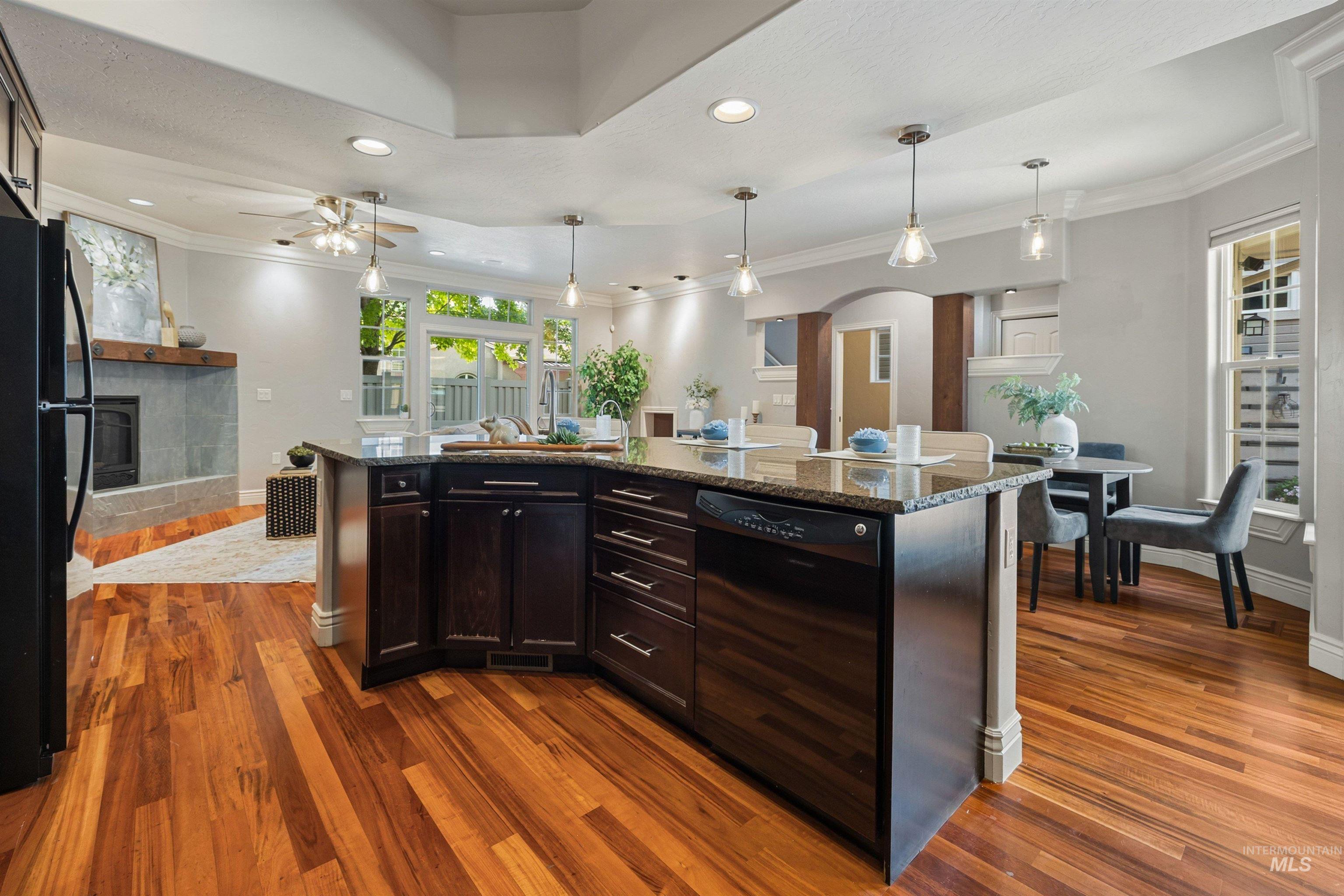 4422 N Mackenzie Lane, Boise, Idaho 83703, 2 Bedrooms, 2.5 Bathrooms, Residential For Sale, Price $515,000, 98998118