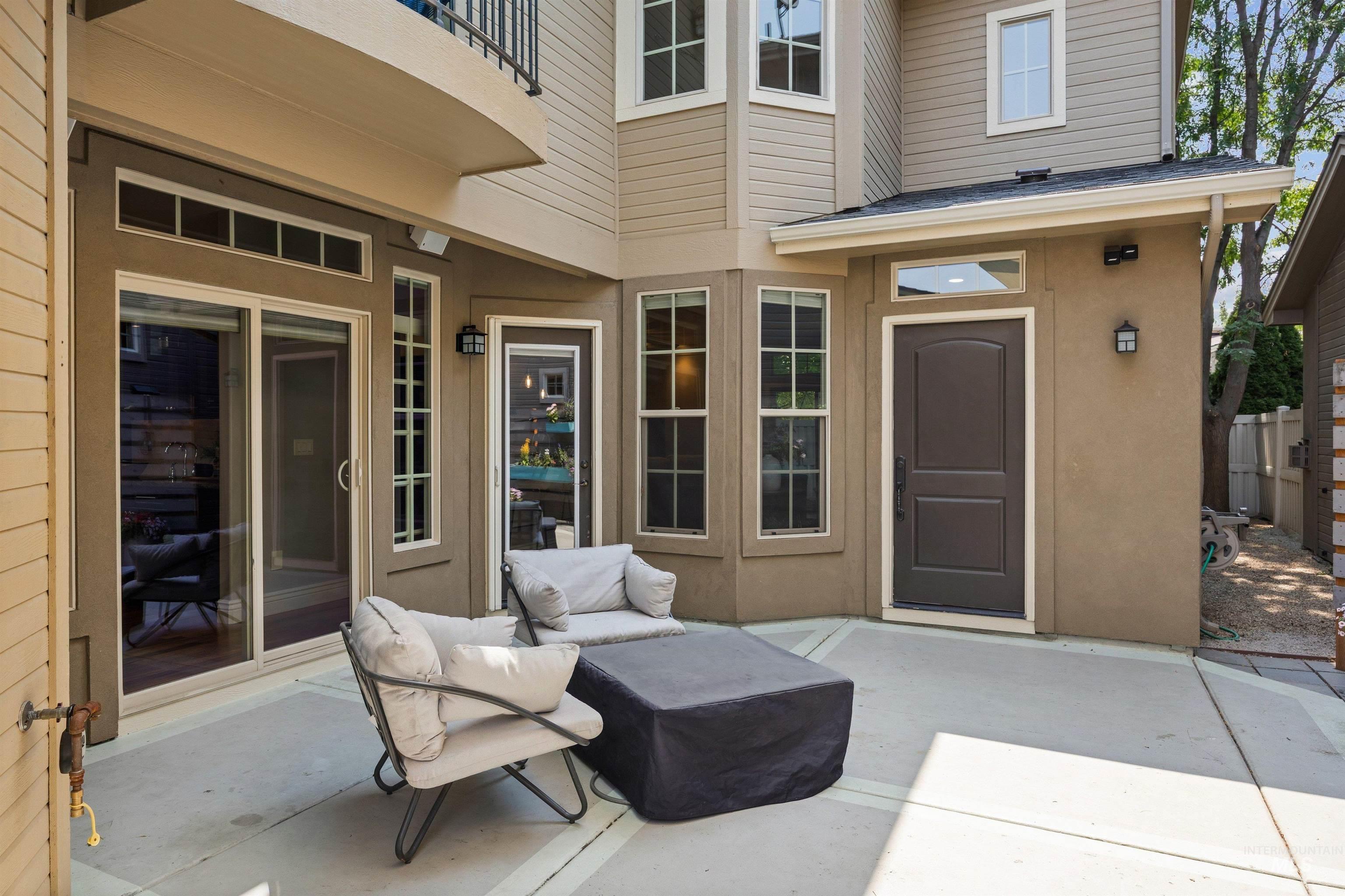 4422 N Mackenzie Lane, Boise, Idaho 83703, 2 Bedrooms, 2.5 Bathrooms, Residential For Sale, Price $515,000, 98998118
