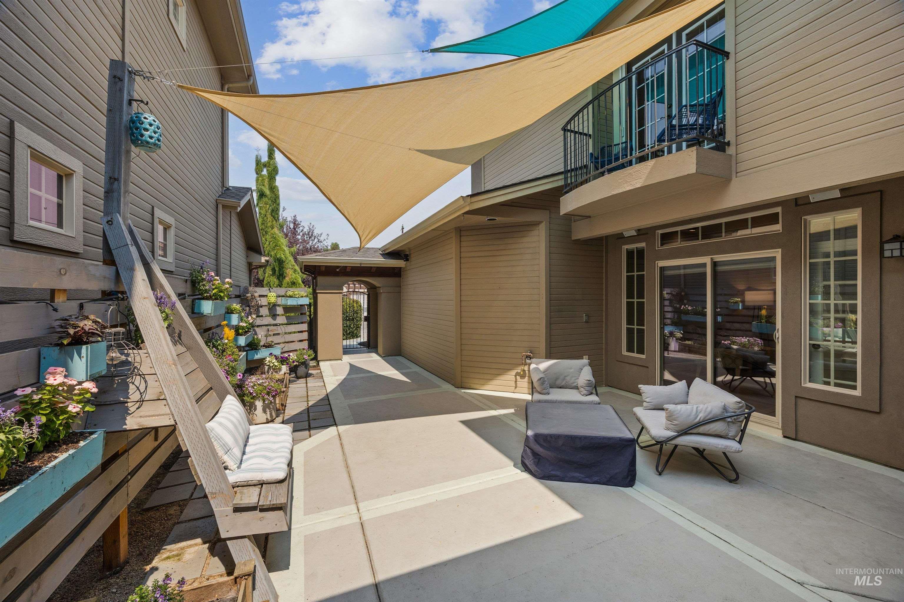 4422 N Mackenzie Lane, Boise, Idaho 83703, 2 Bedrooms, 2.5 Bathrooms, Residential For Sale, Price $515,000, 98998118