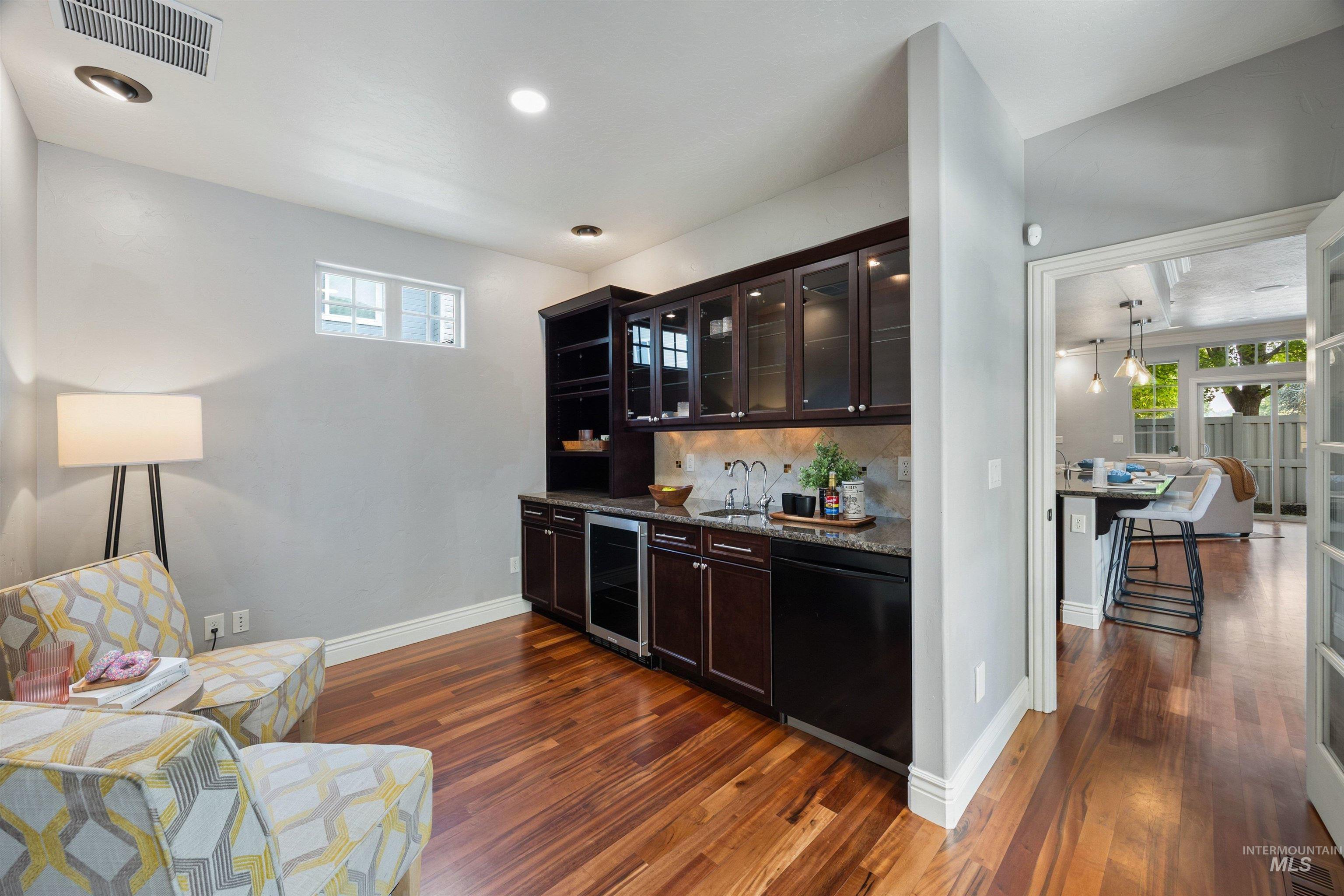 4422 N Mackenzie Lane, Boise, Idaho 83703, 2 Bedrooms, 2.5 Bathrooms, Residential For Sale, Price $515,000, 98998118